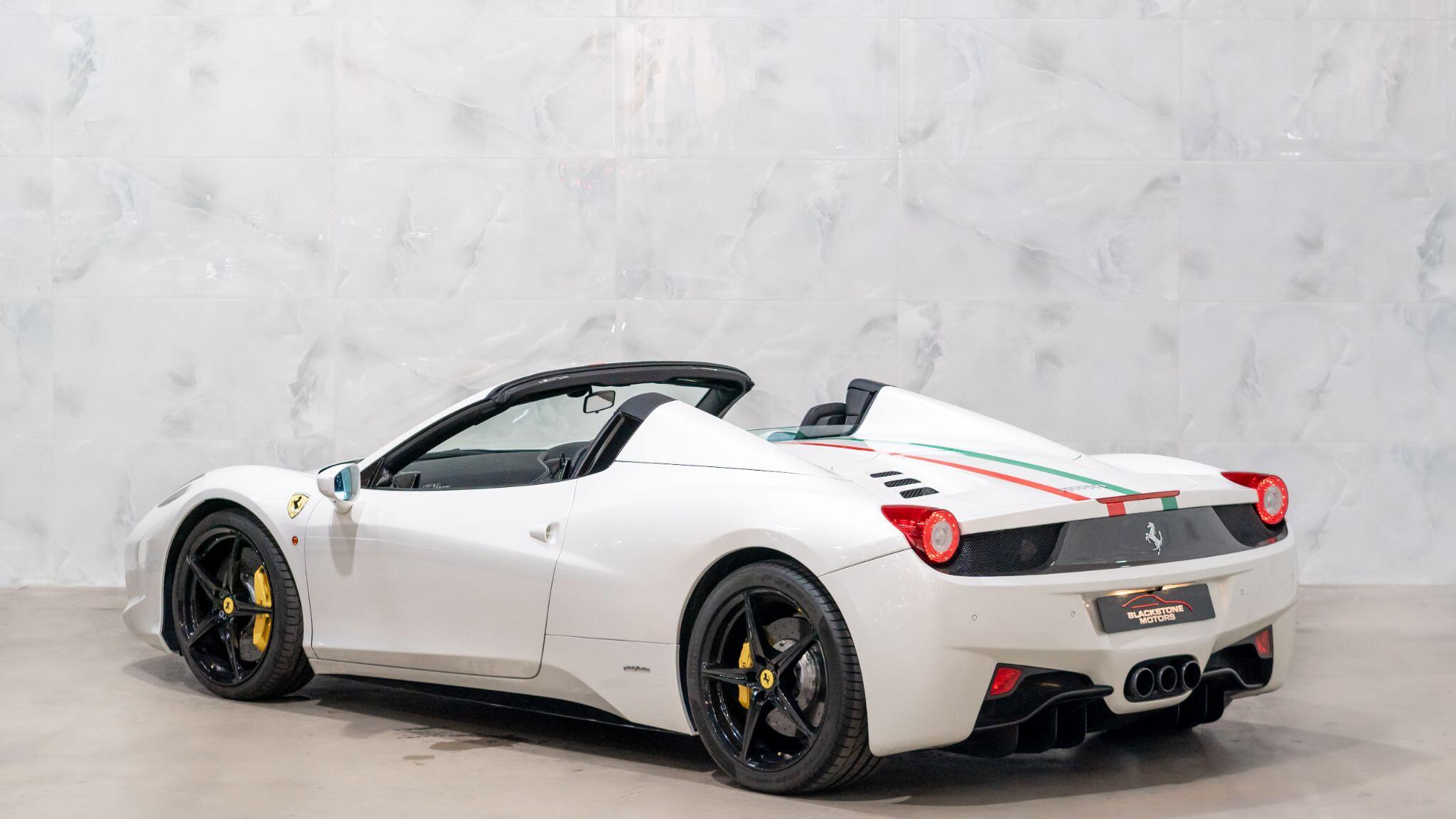 Ferrari 458 view 4