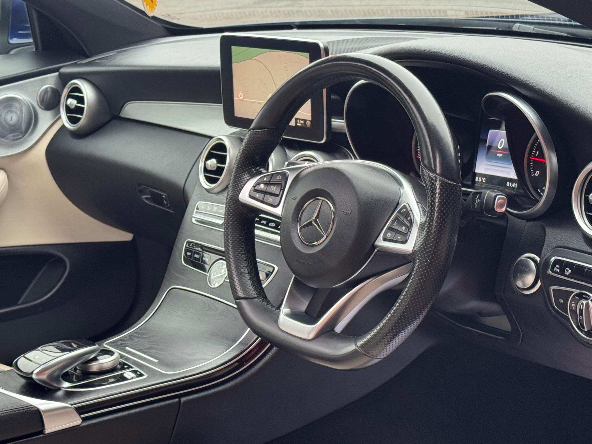 Mercedes-Benz C Class view 14