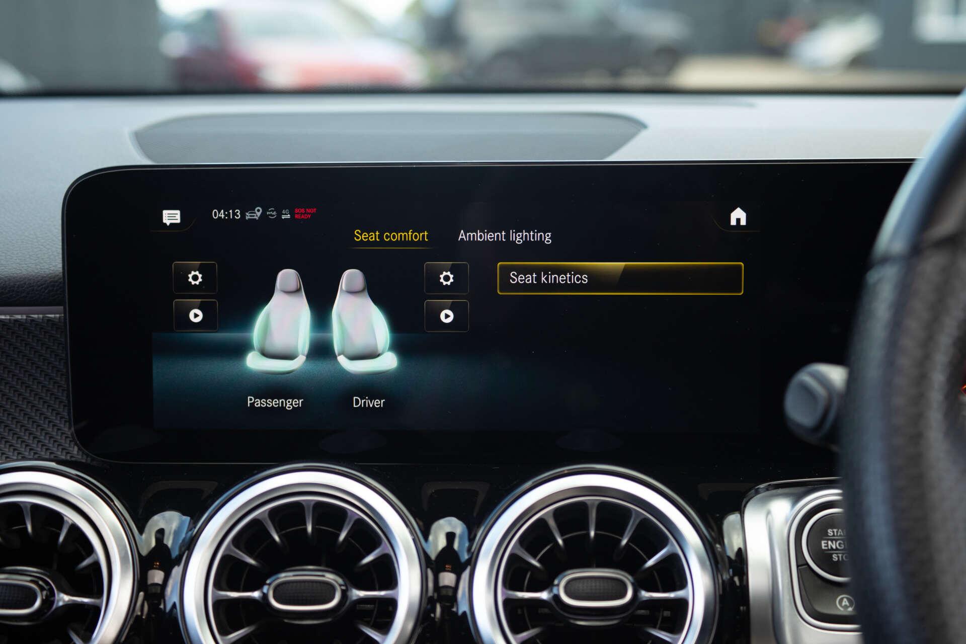 Mercedes-Benz GLB view 64