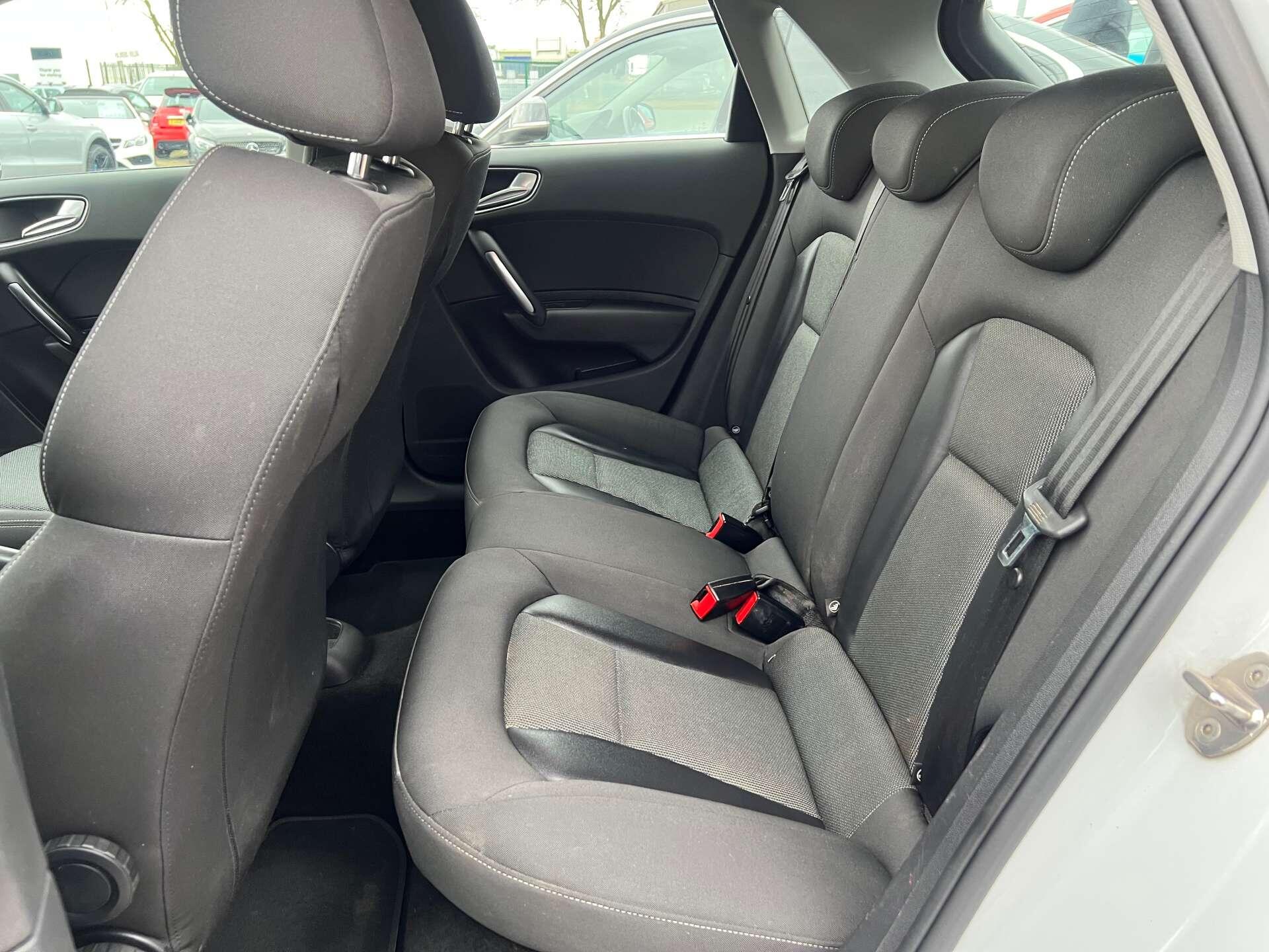 Audi A1 view 40