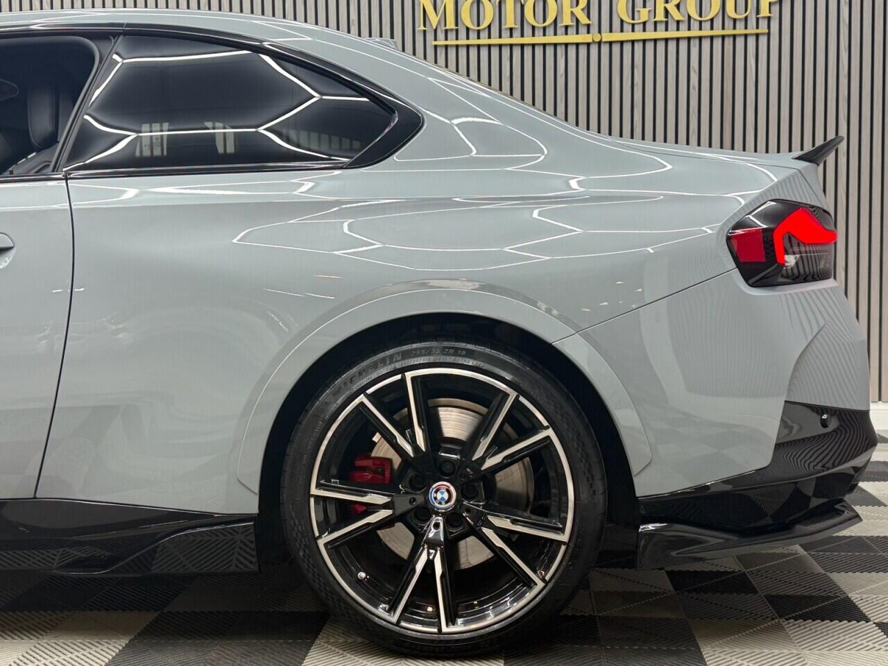 BMW 2 Series view 35