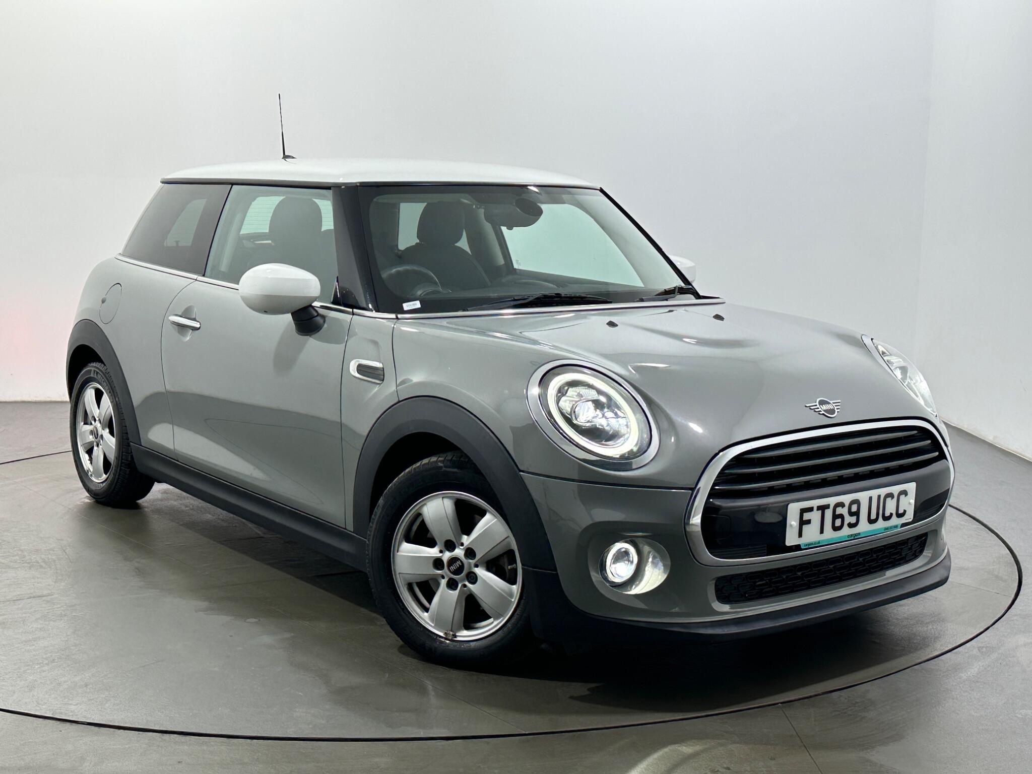 Mini Hatch view 47