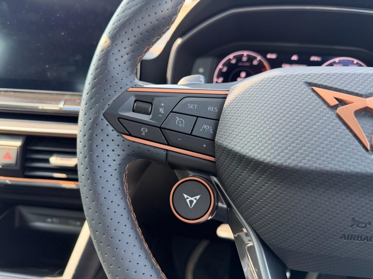 Cupra Leon view 30