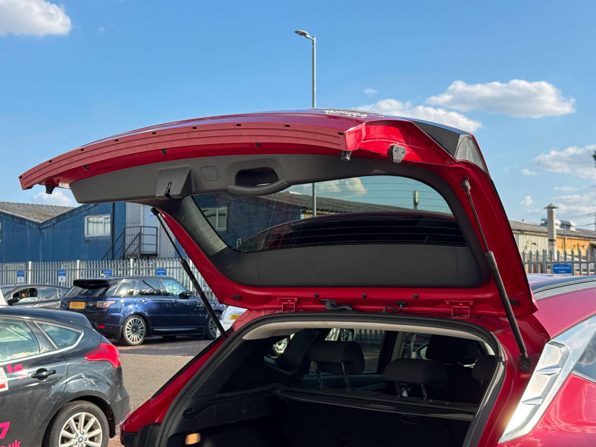 Hyundai Tucson view 36