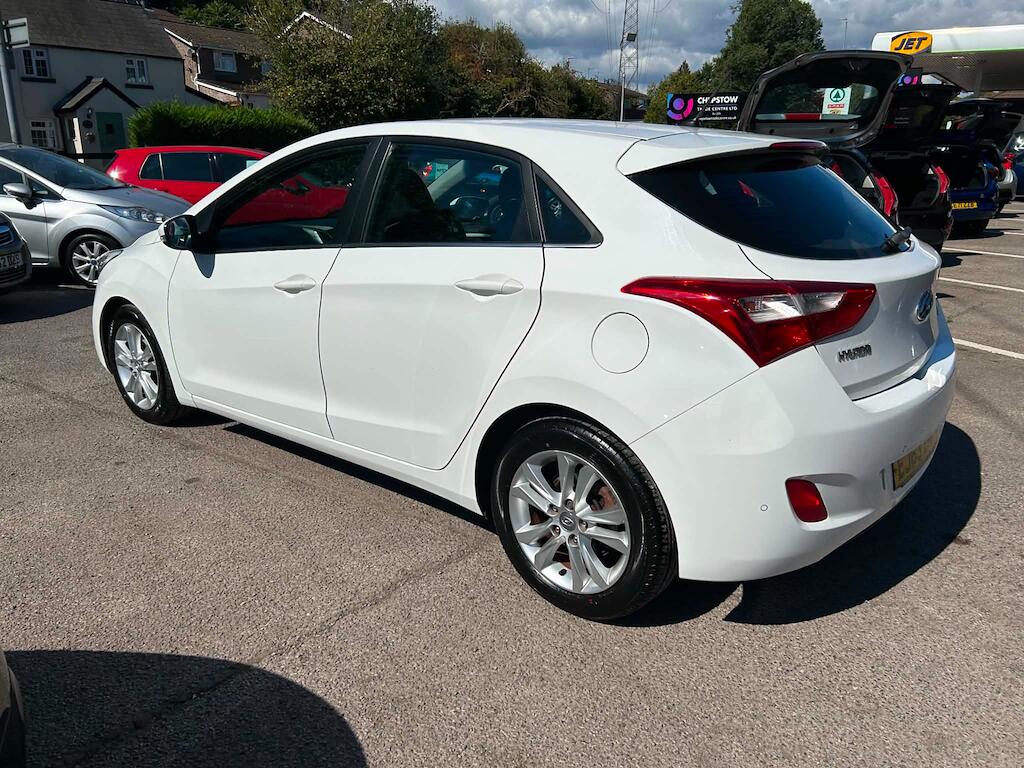 Hyundai I30 view 4