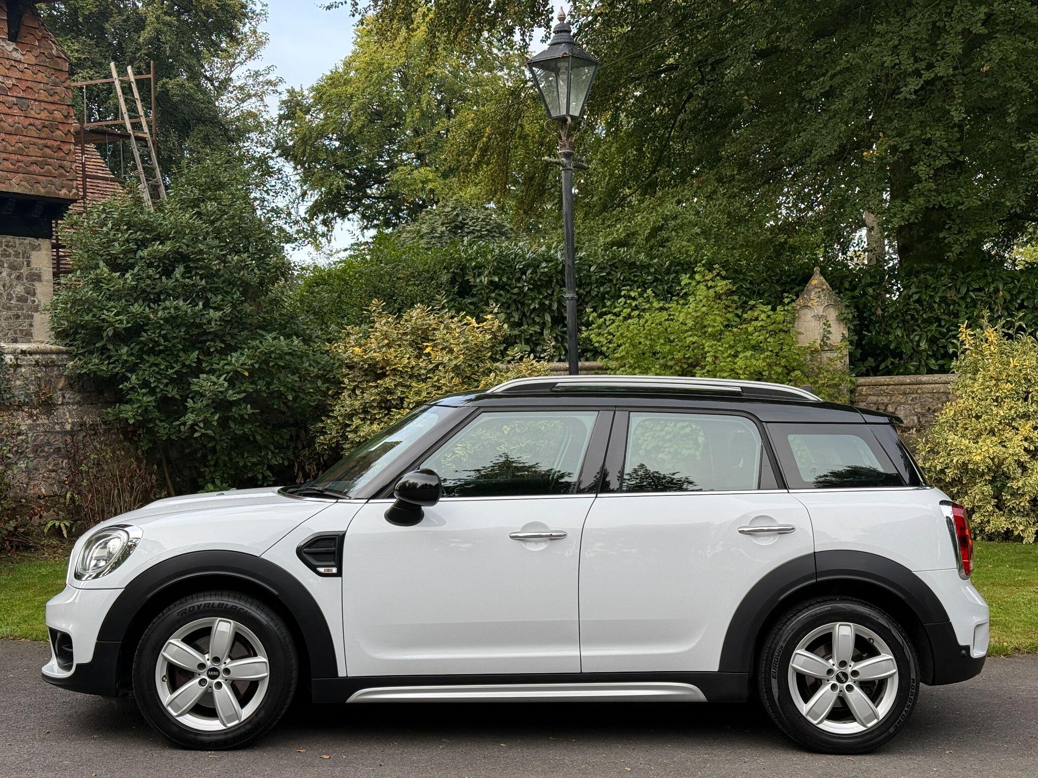 Mini Countryman view 7