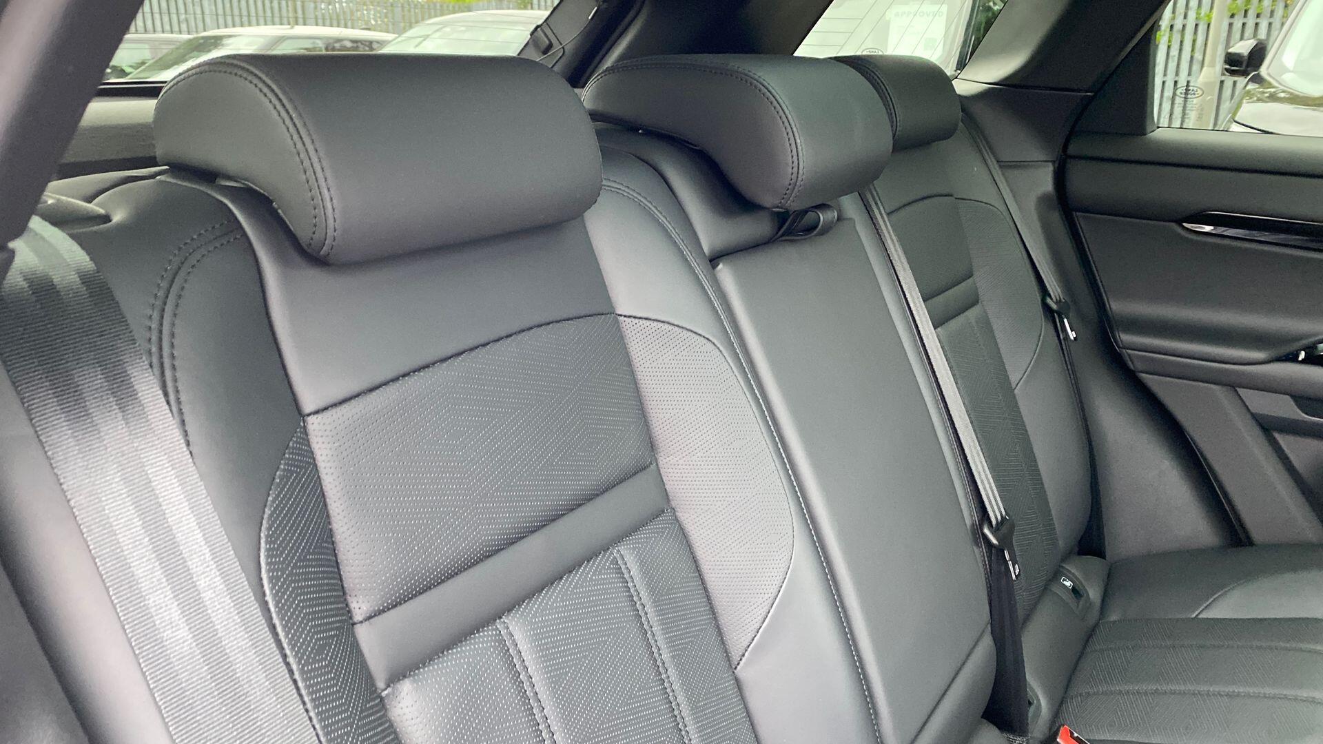 Land Rover Range Rover Evoque view 45