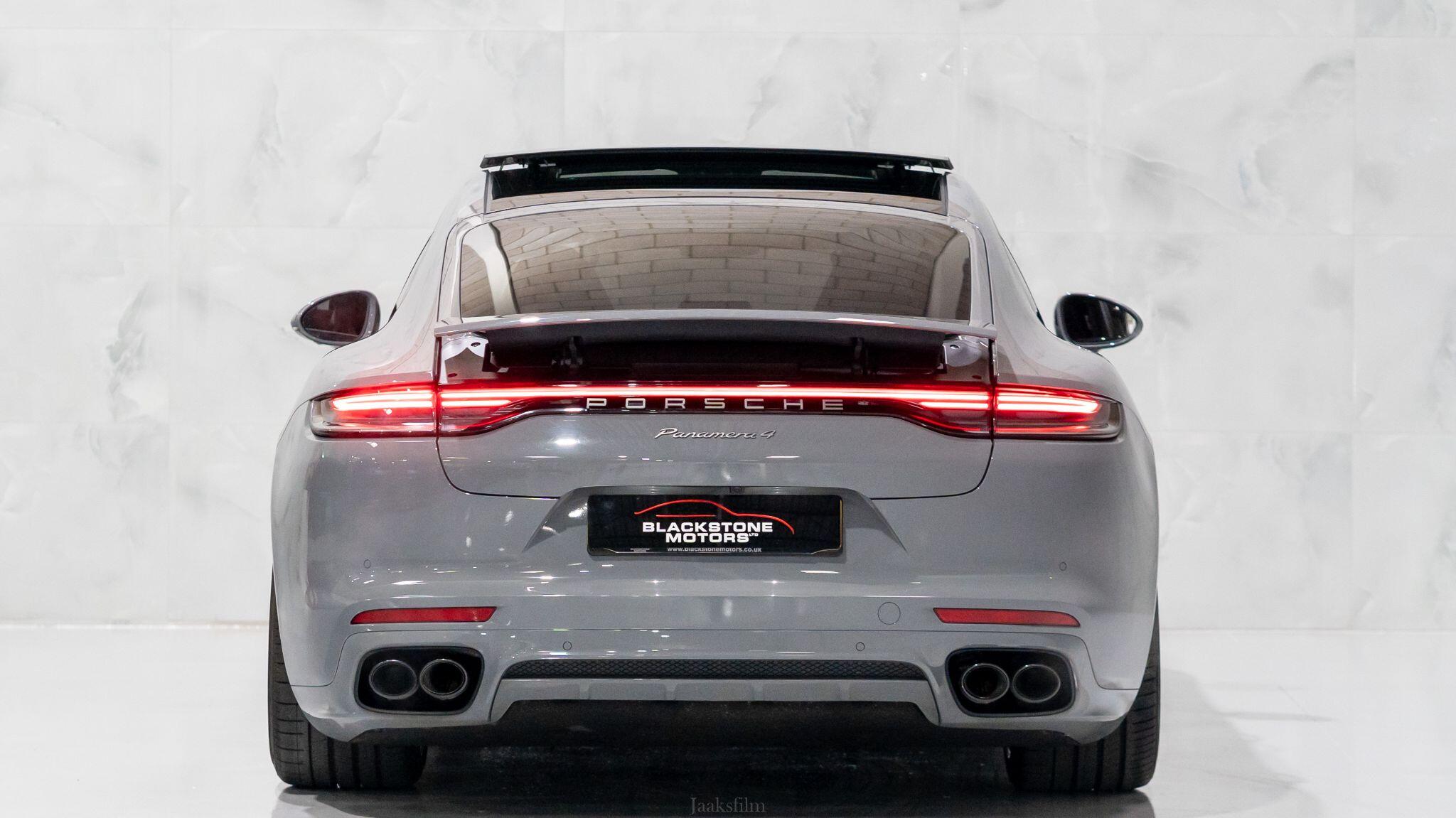 Porsche Panamera view 7
