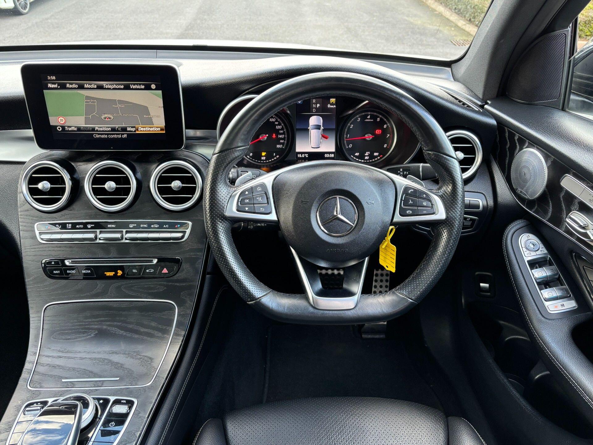 Mercedes-Benz GLC view 30