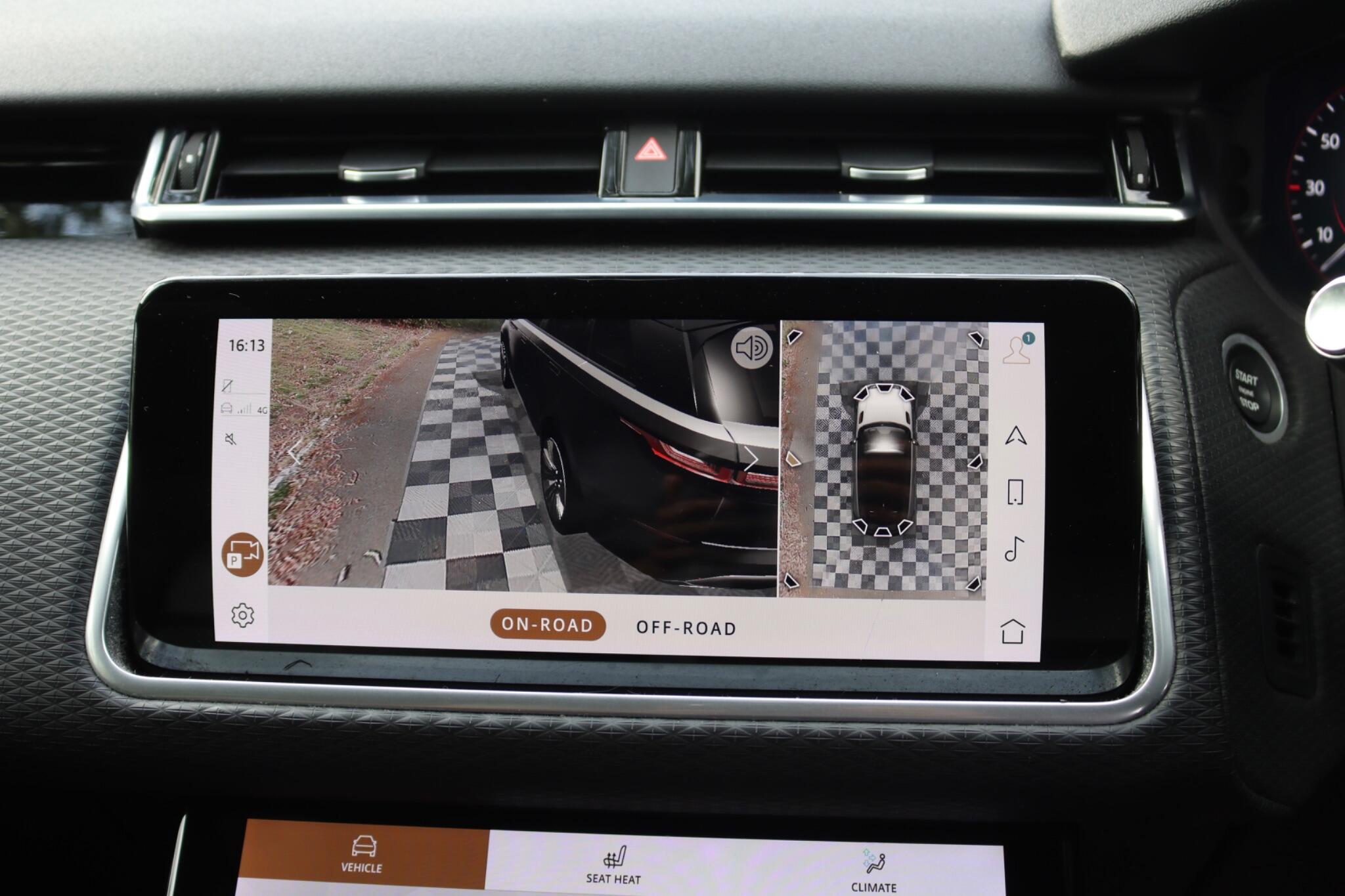 Land Rover Range Rover Velar view 77