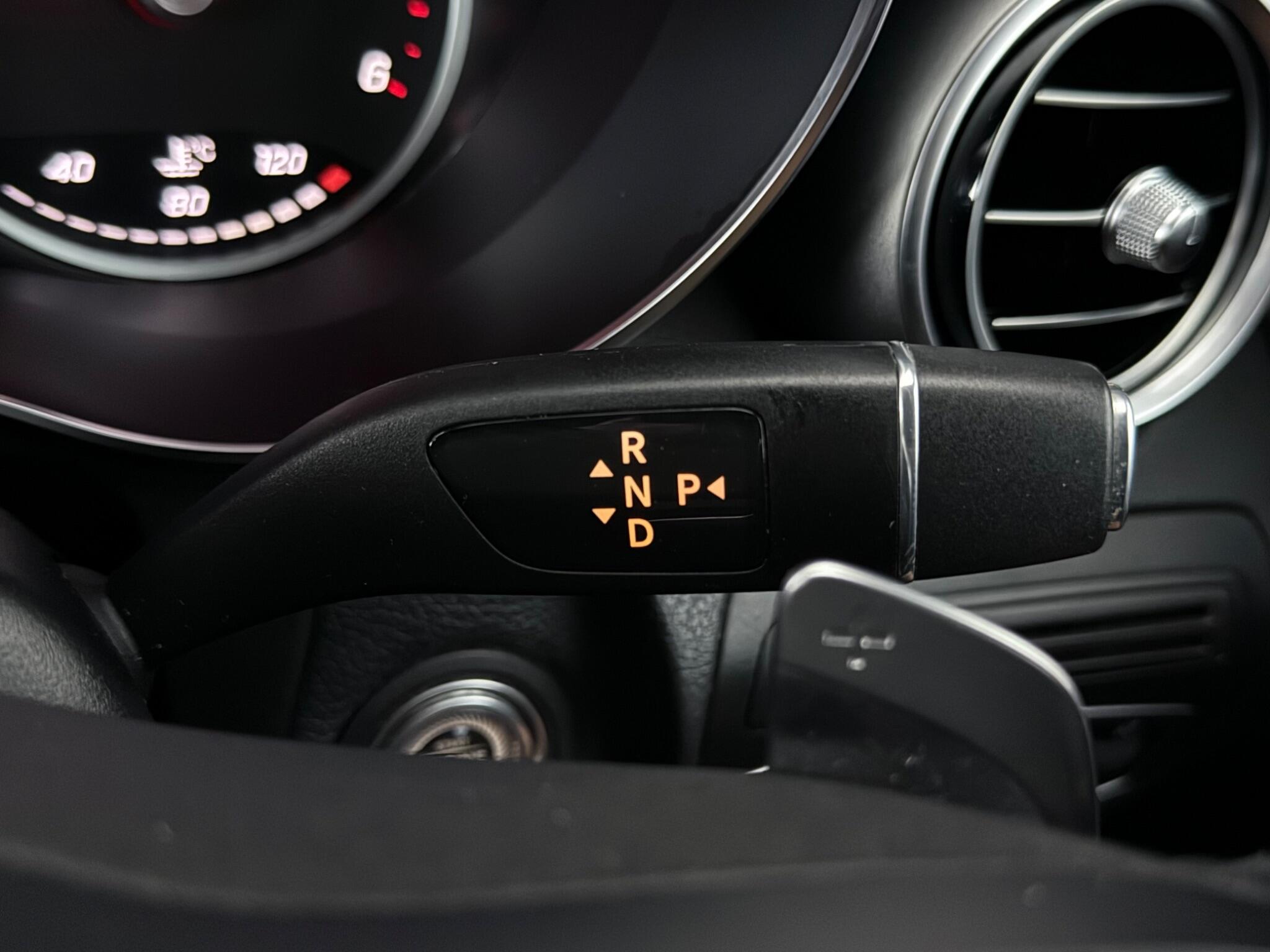 Mercedes-Benz GLC view 19