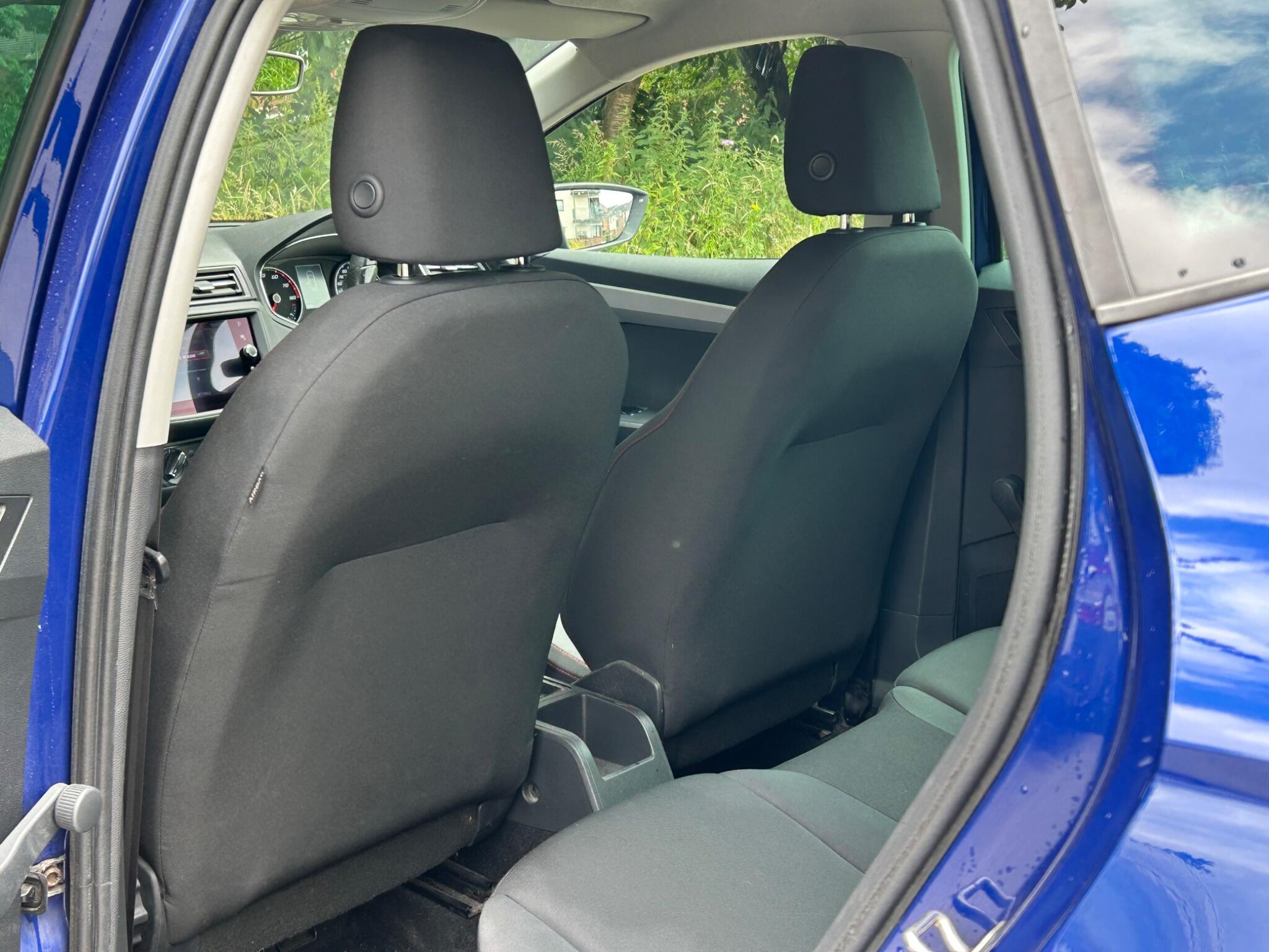SEAT Ibiza view 22