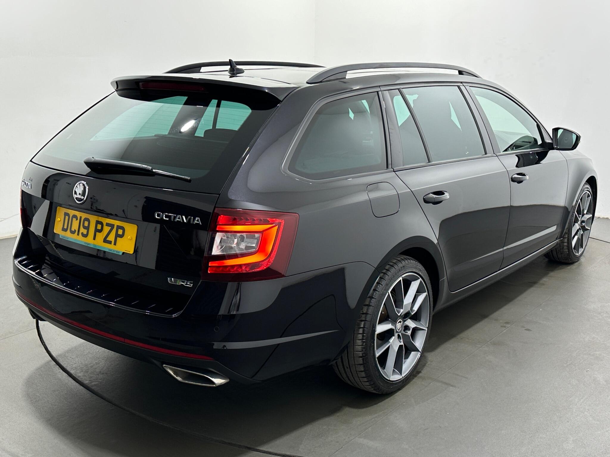 Skoda Octavia view 50