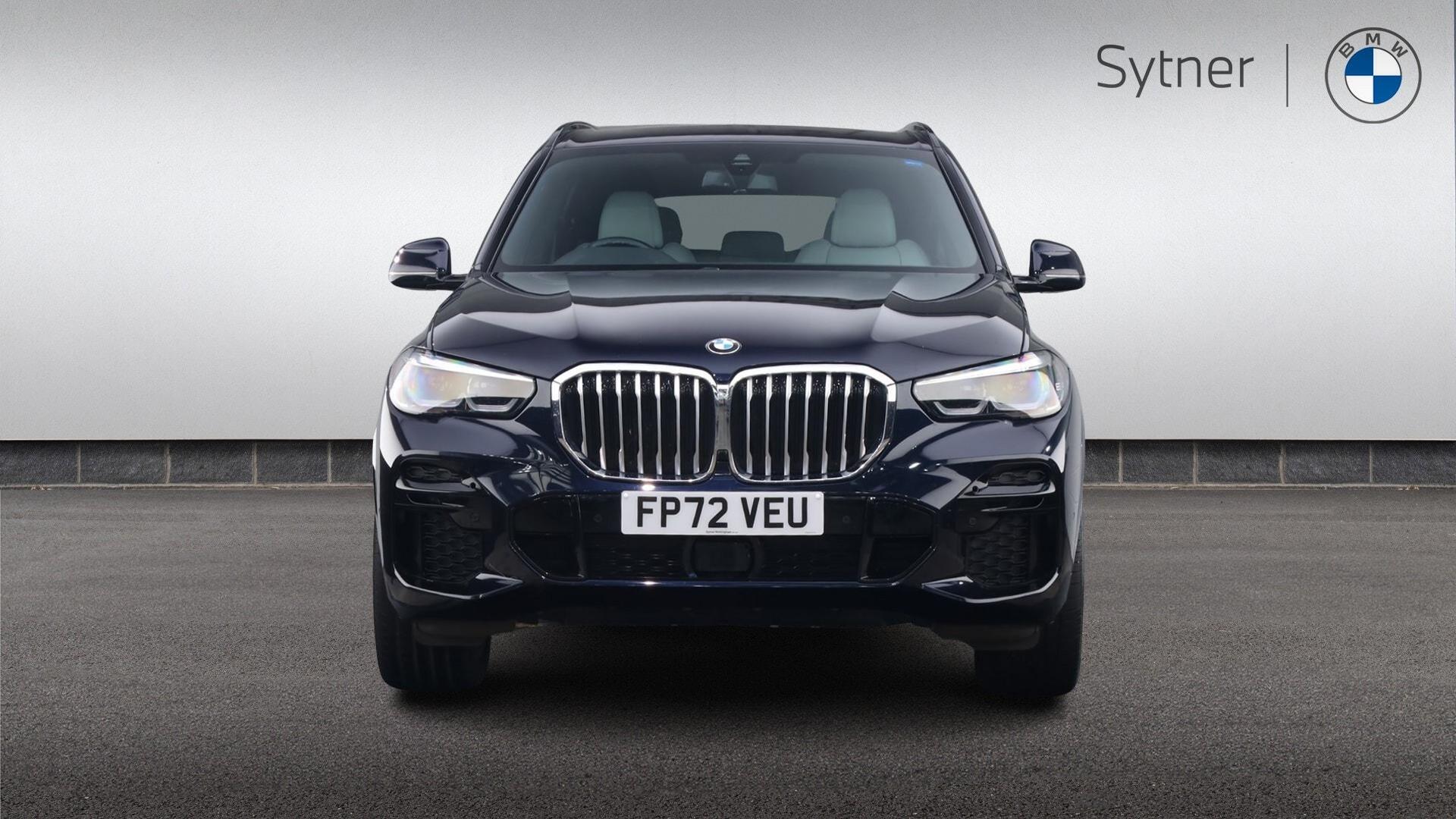 BMW X5 view 16