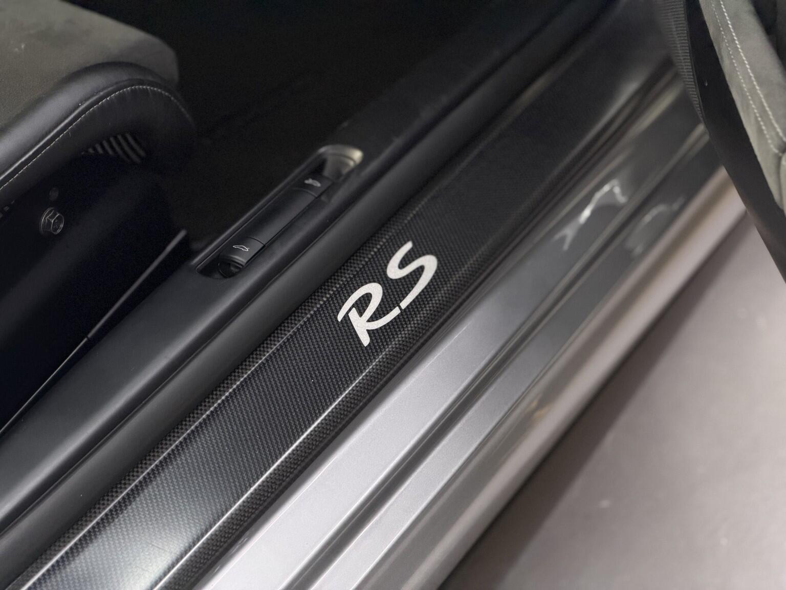 Porsche 911 view 53