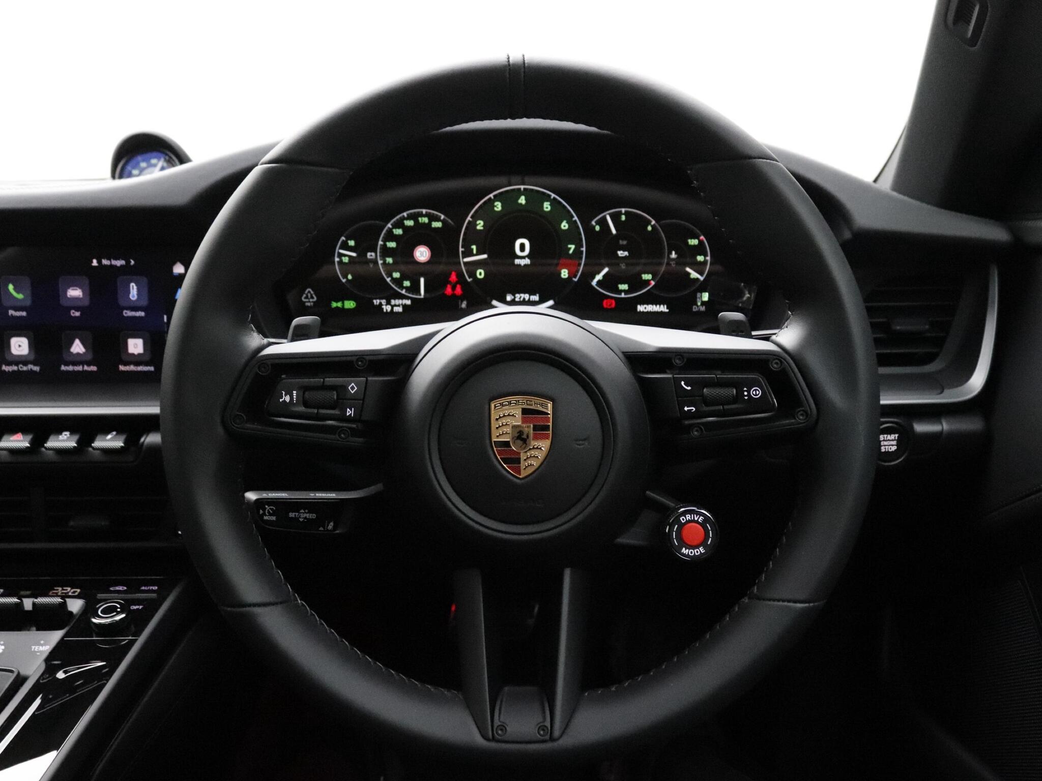 Porsche 911 view 11