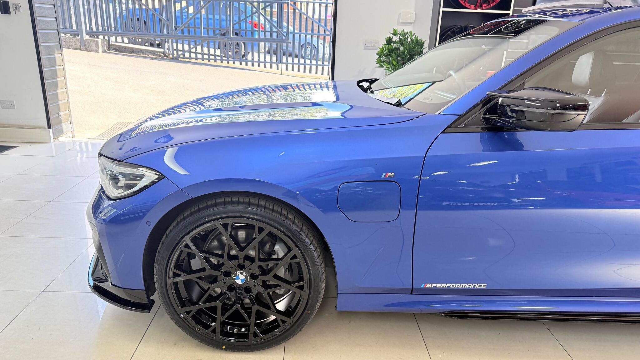 BMW 3 Series view 36