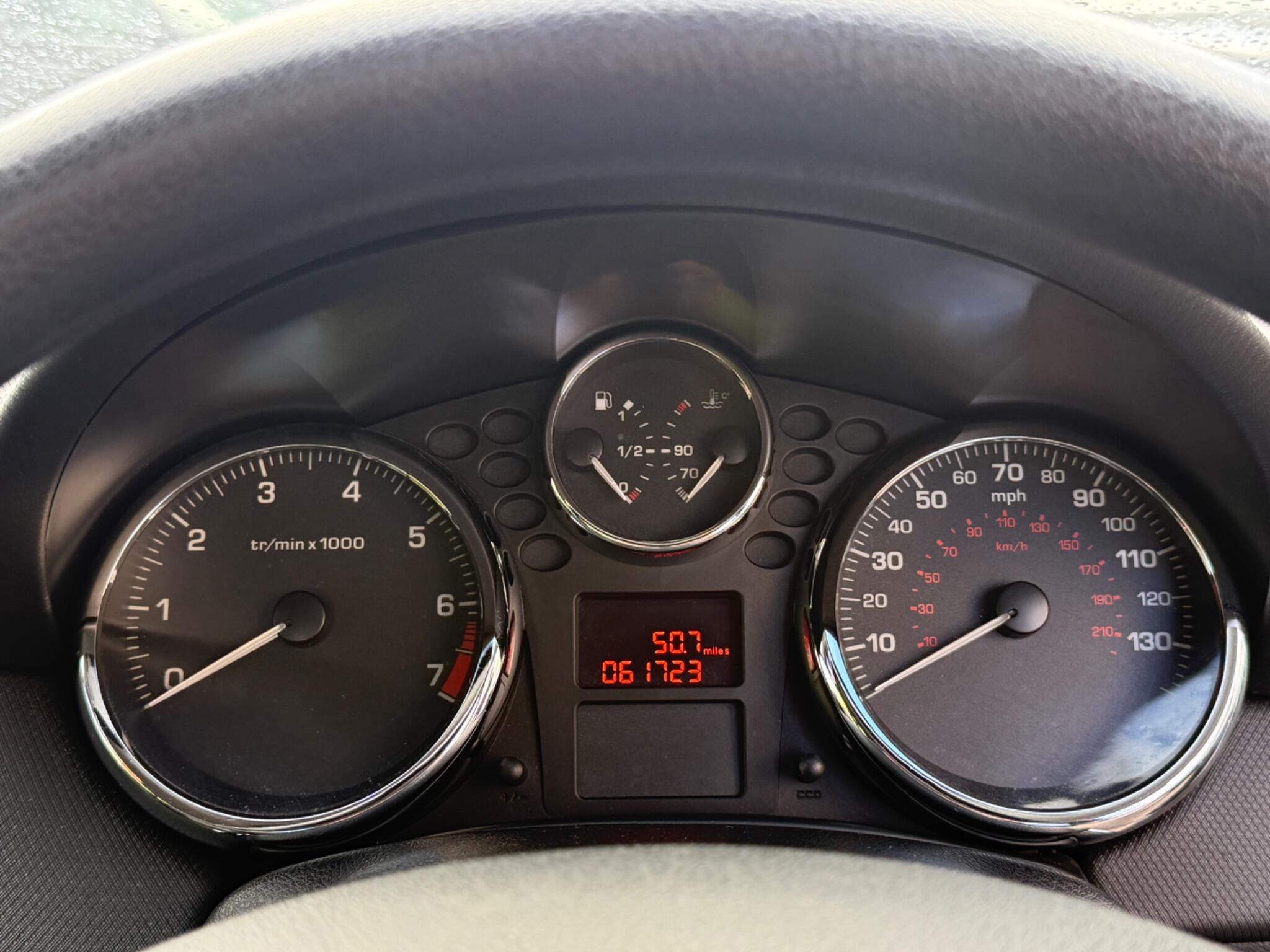 Peugeot 207 CC - Image 30