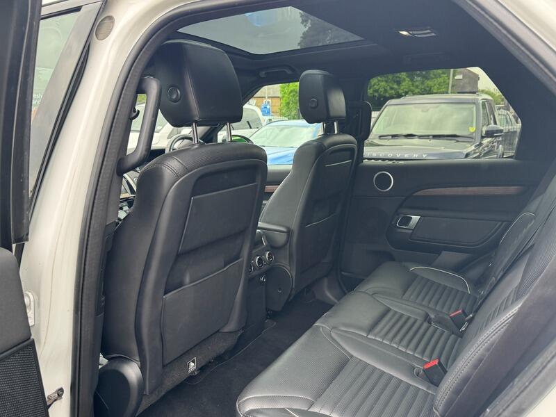 Land Rover Discovery view 57