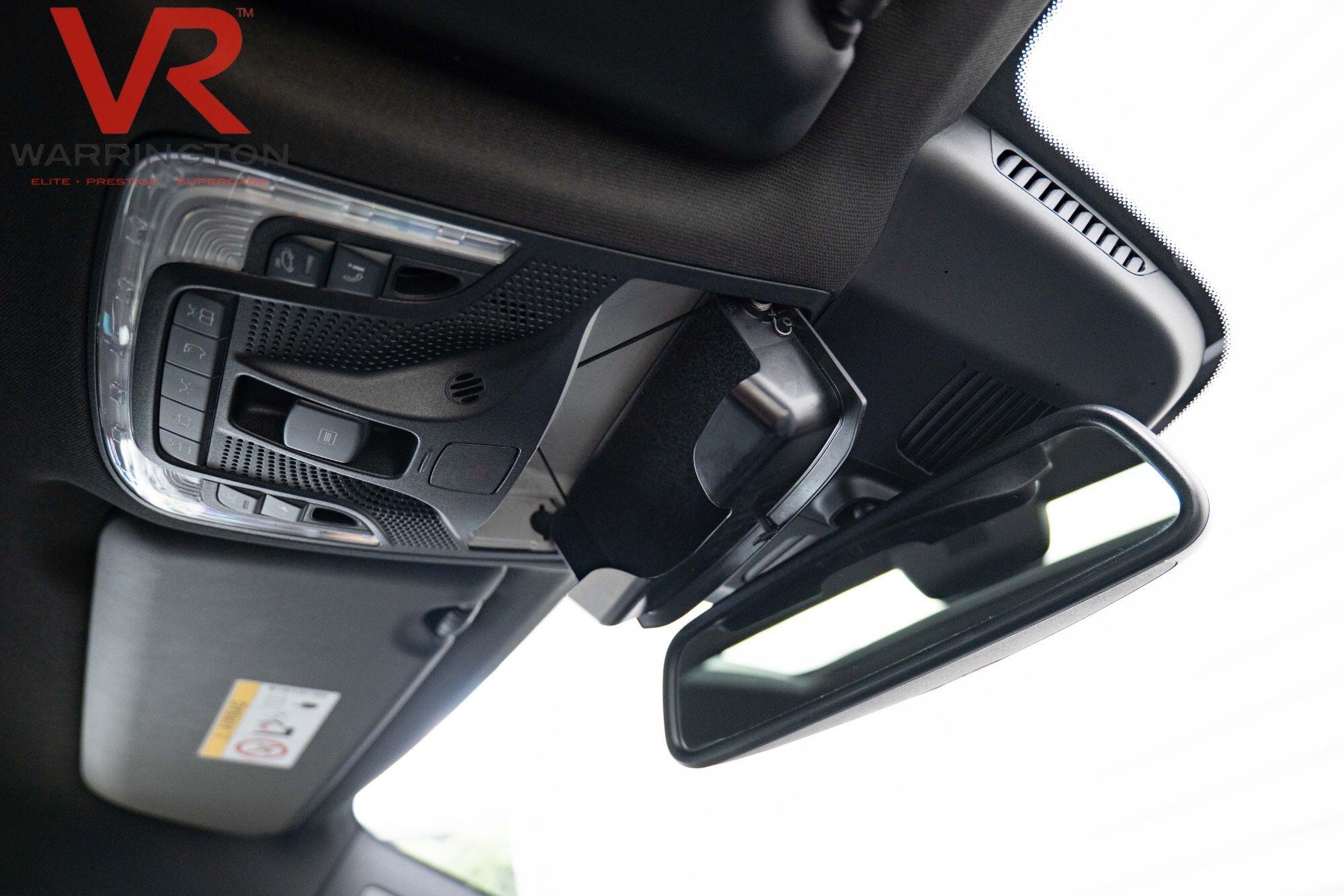 Mercedes-Benz V Class view 36