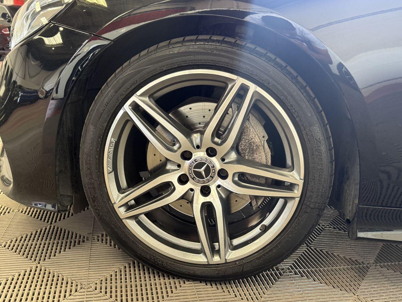 Mercedes-Benz E Class view 21