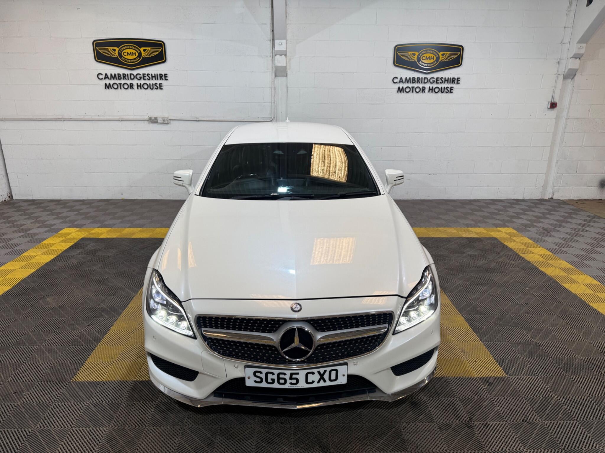 Mercedes-Benz CLS view 34