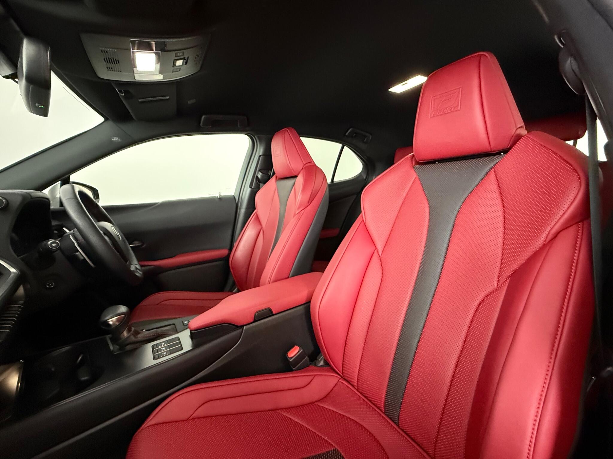 Lexus Ux view 37