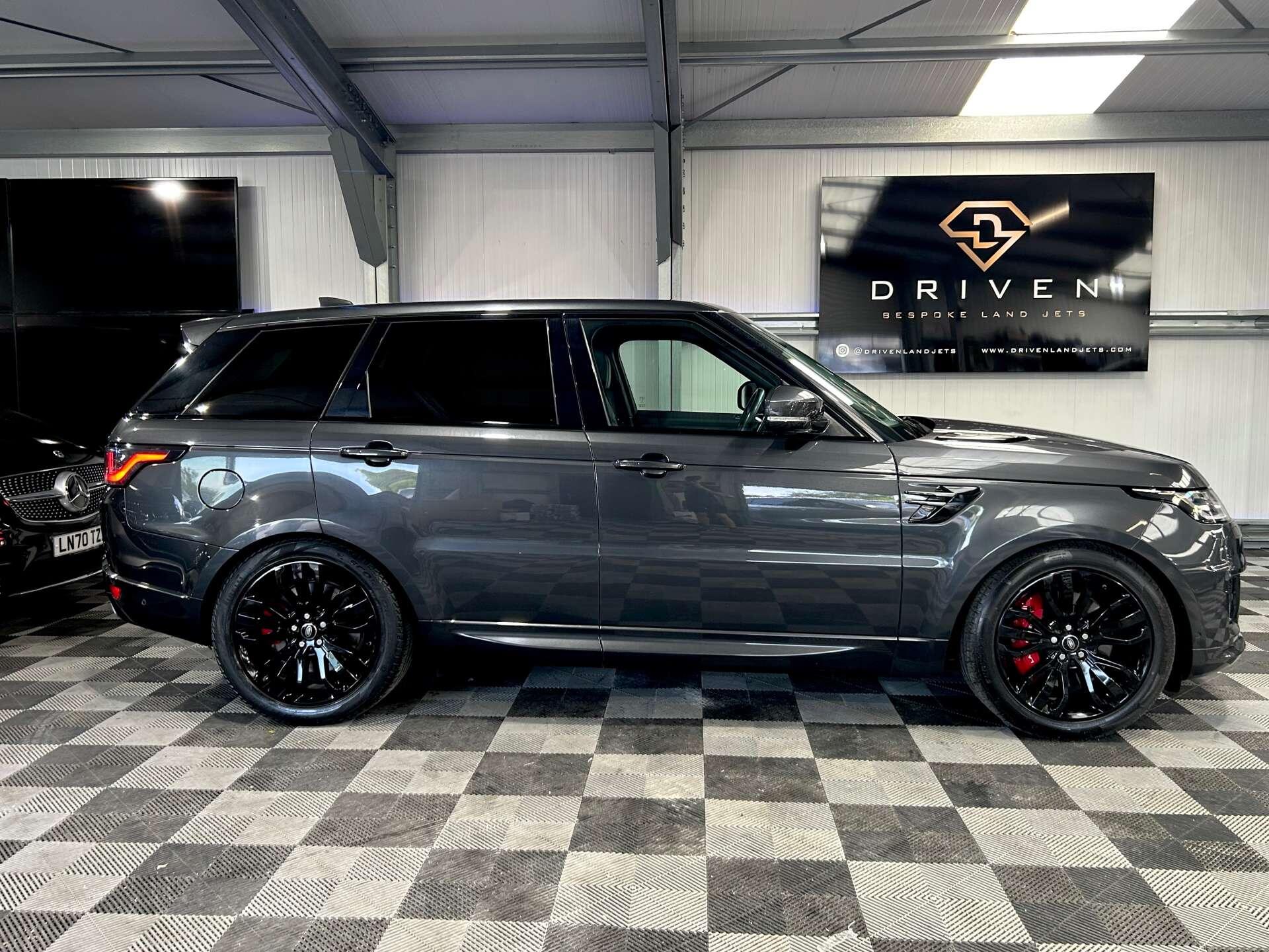Land Rover Range Rover Sport view 10