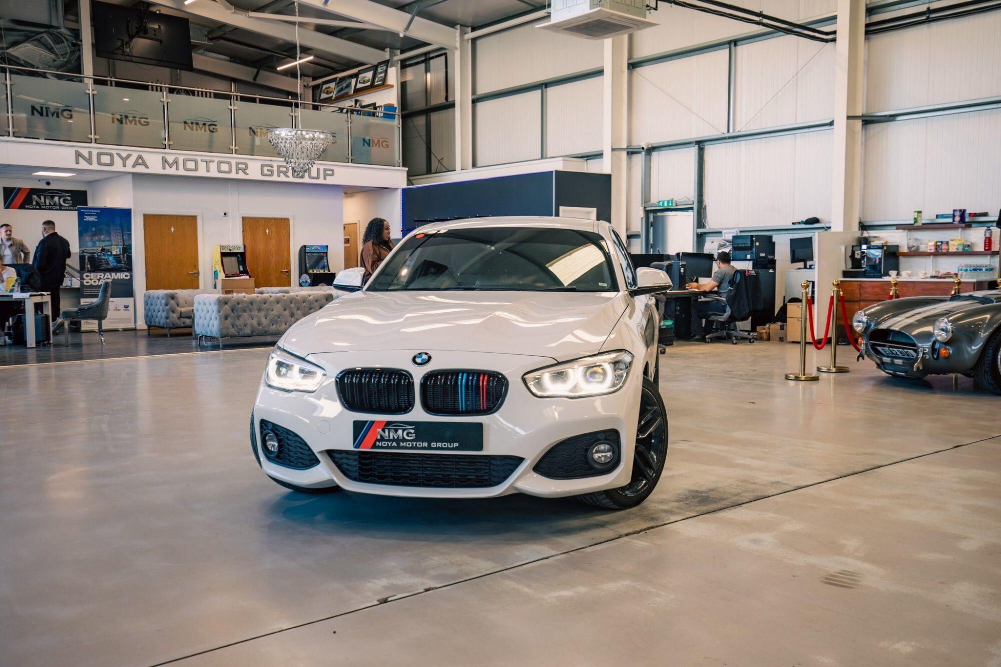 BMW 1 Series view 4
