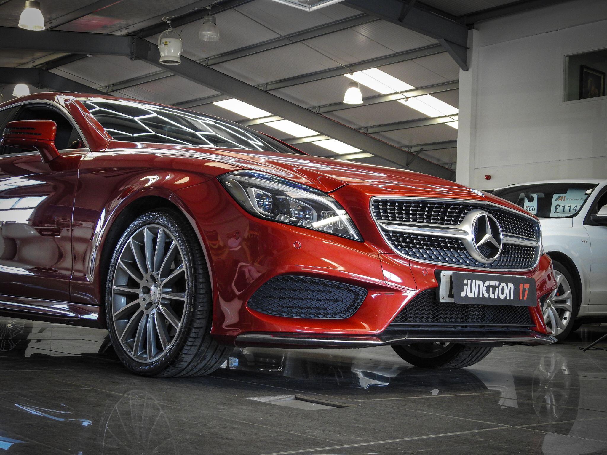 Mercedes-Benz CLS view 12