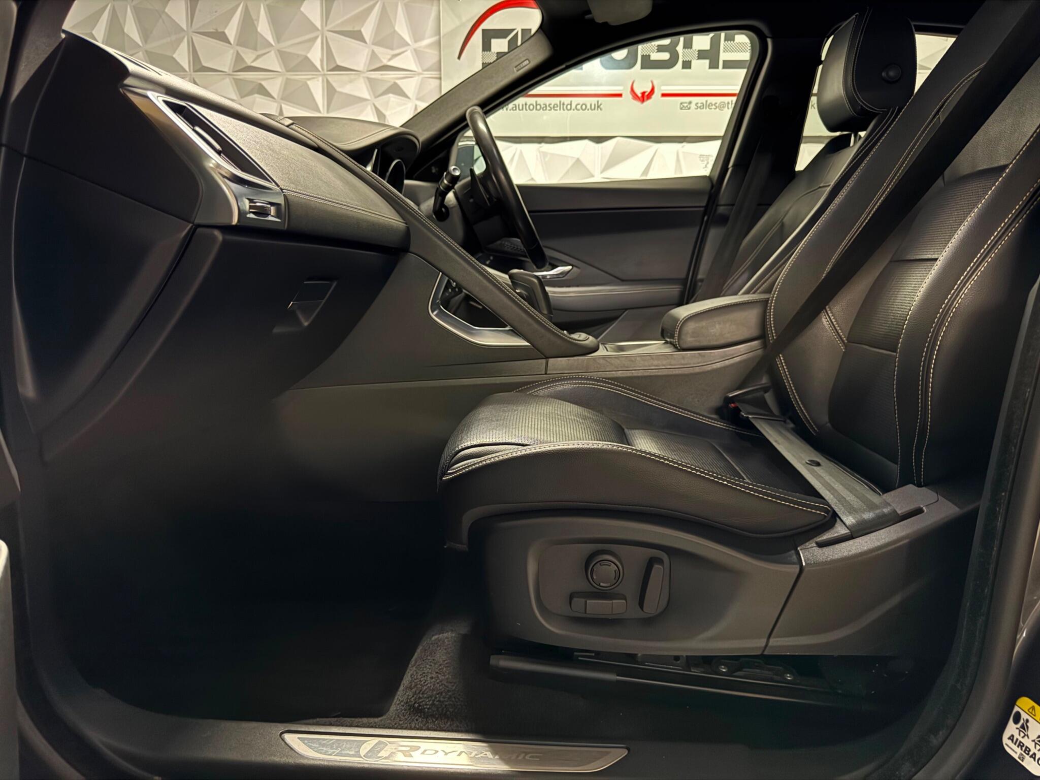 Jaguar E-Pace view 21