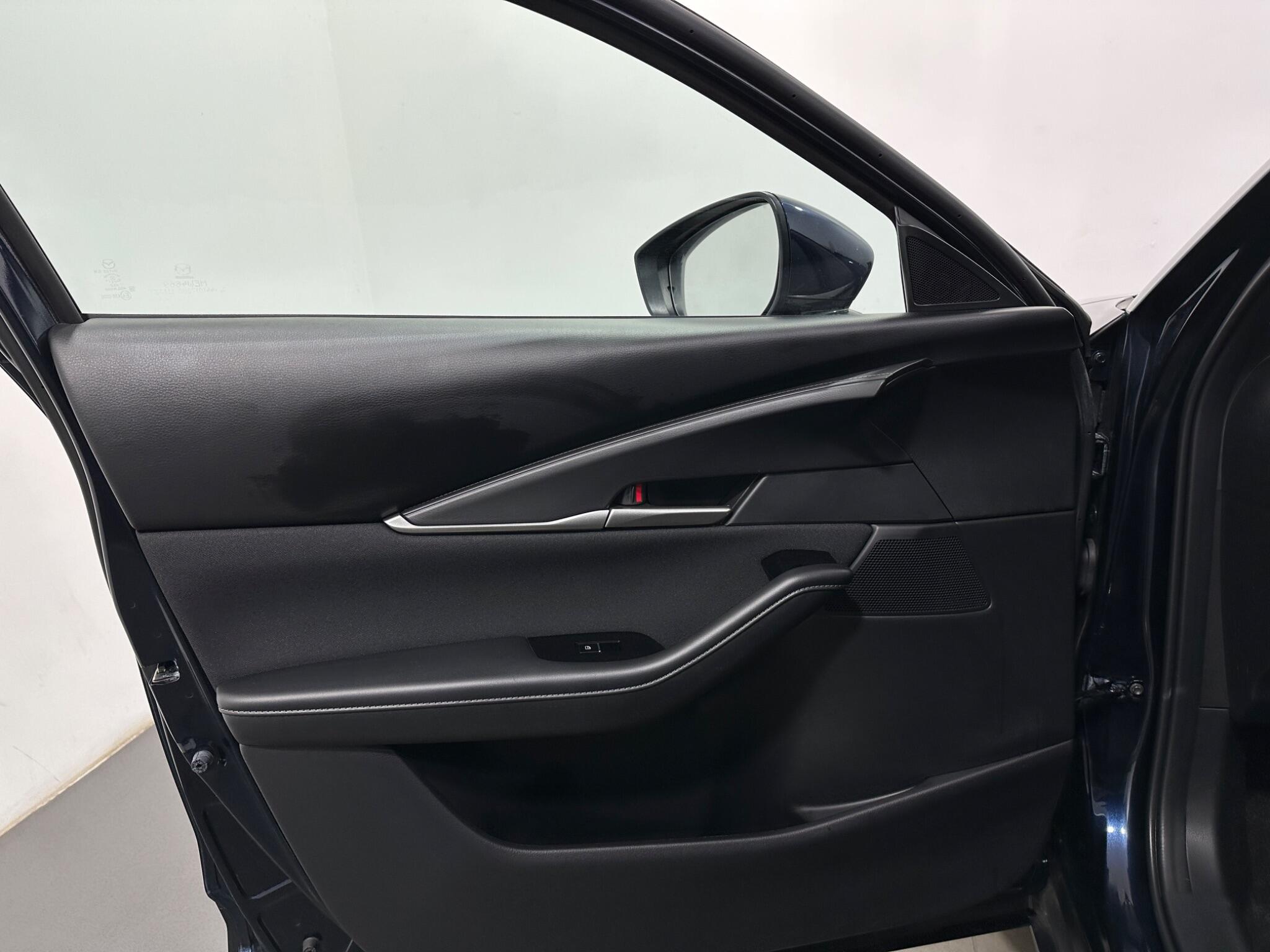 Mazda E-Skyactiv view 37