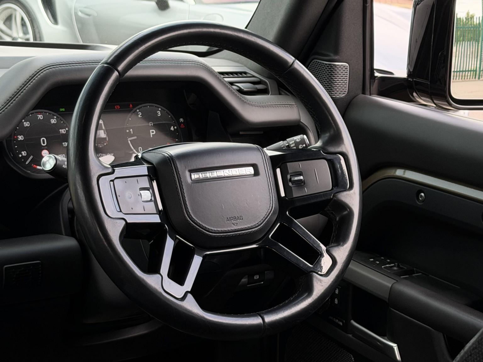 Land Rover Defender view 34