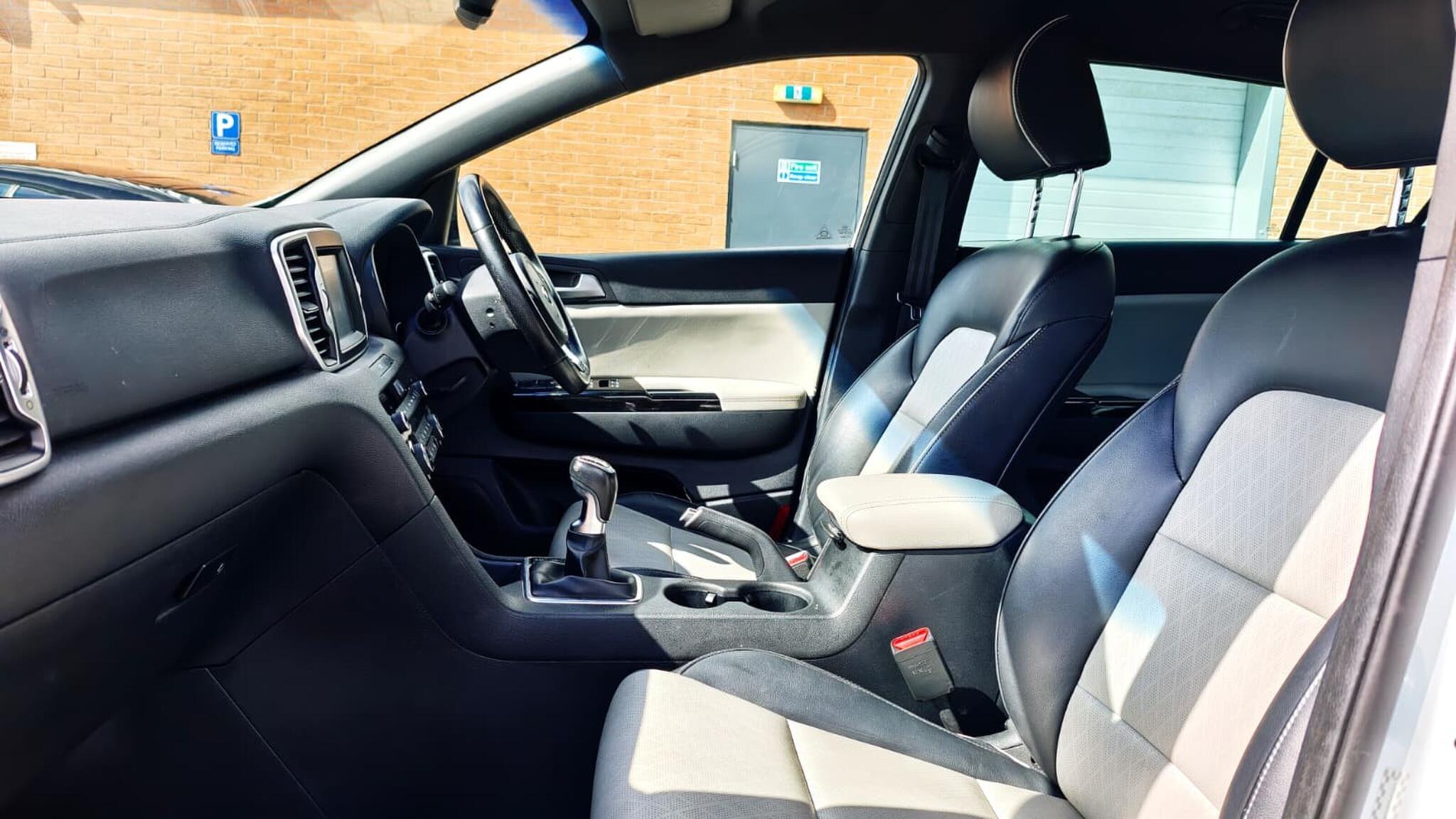 Kia Sportage view 18