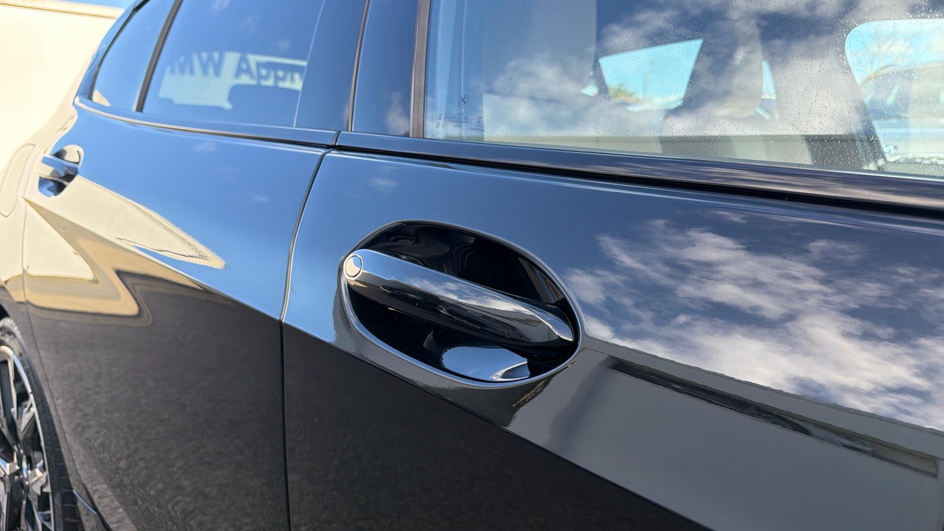 BMW 1 Series view 29