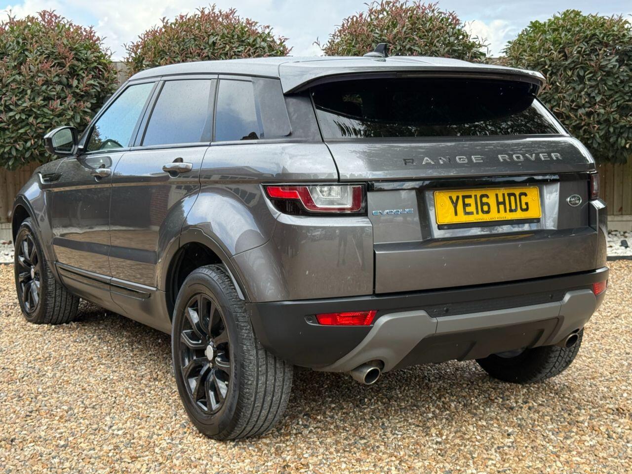 Land Rover Range Rover Evoque view 10