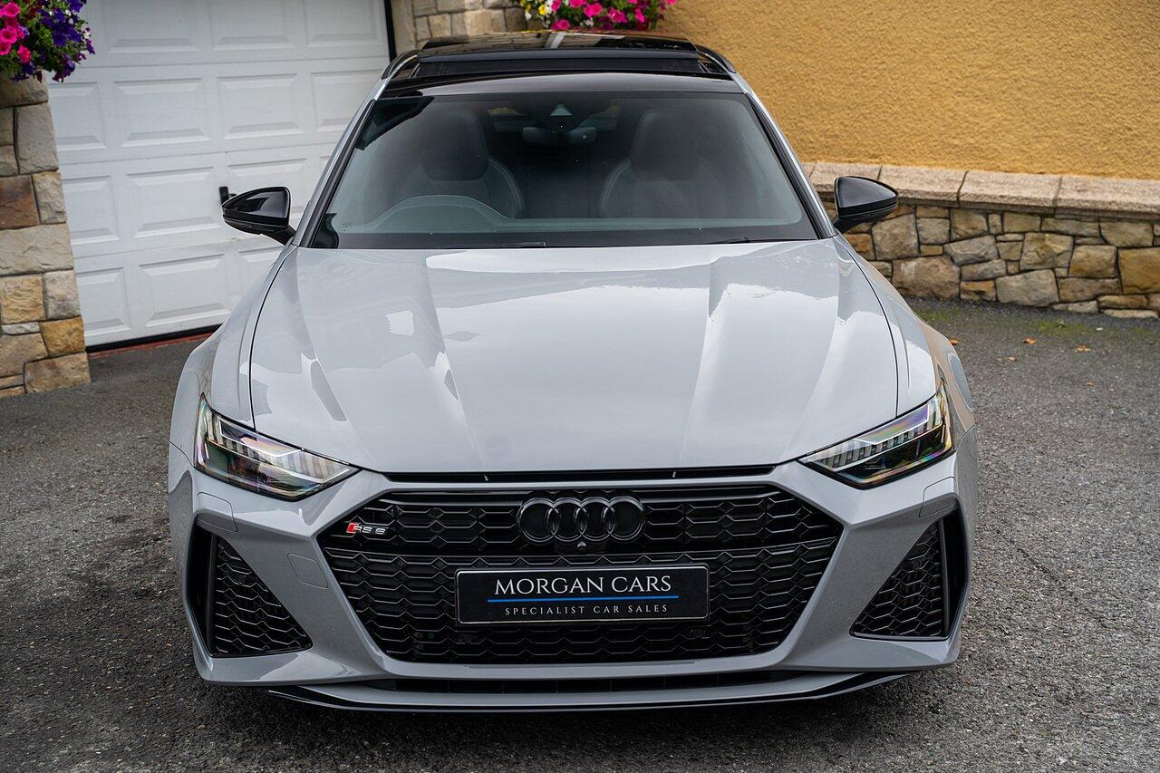 Audi RS6 view 40