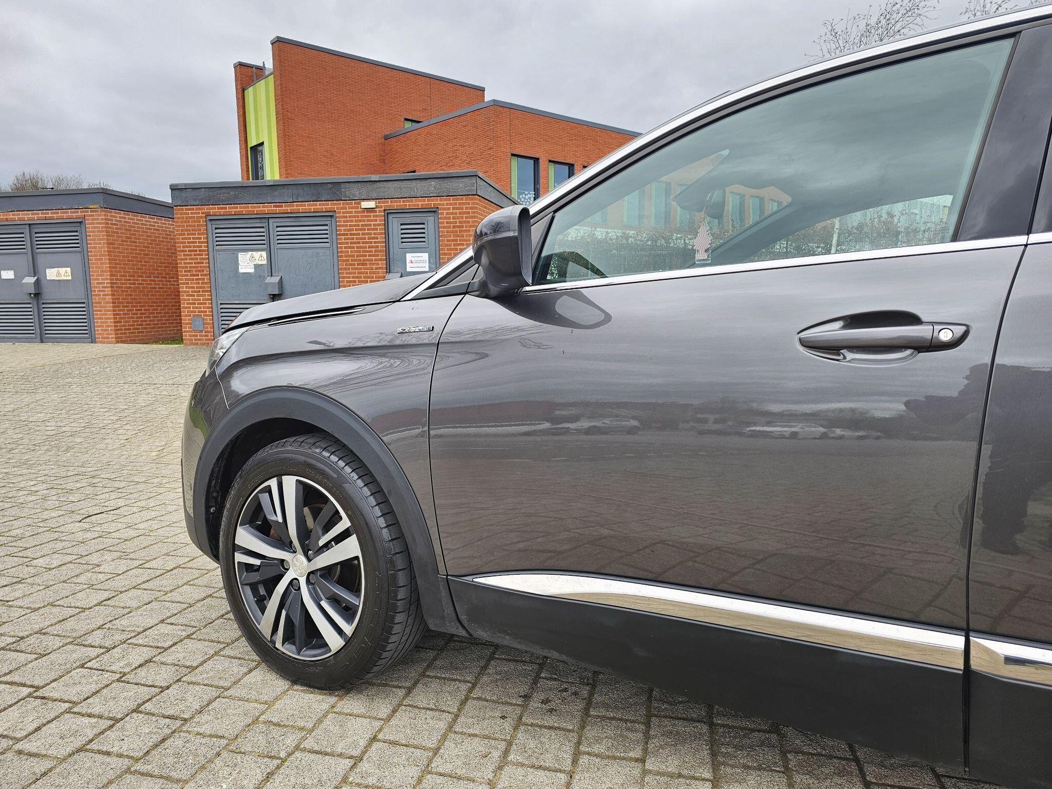 Peugeot 3008 view 21