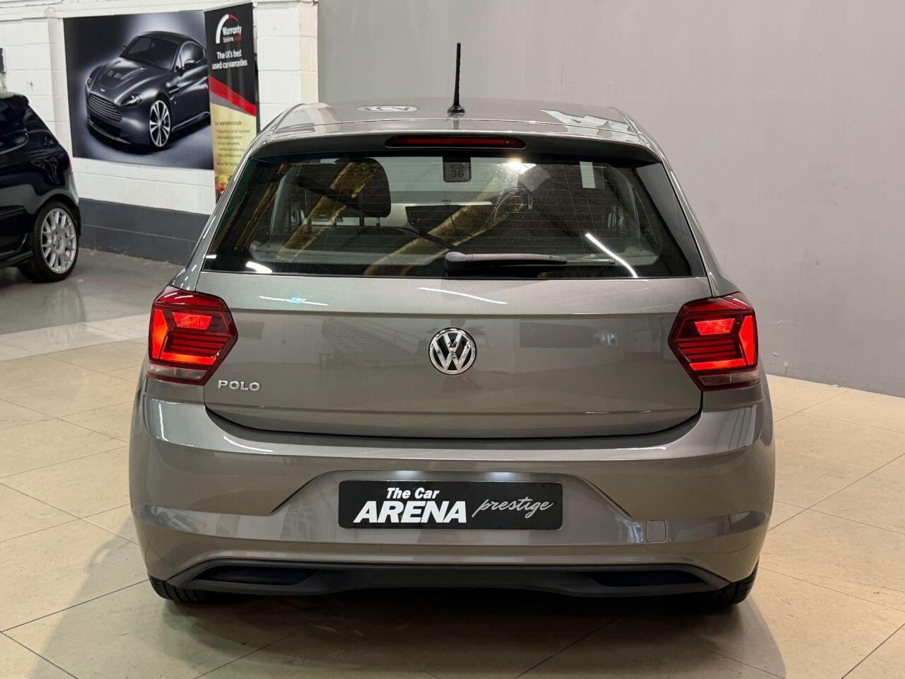 Volkswagen Polo view 8