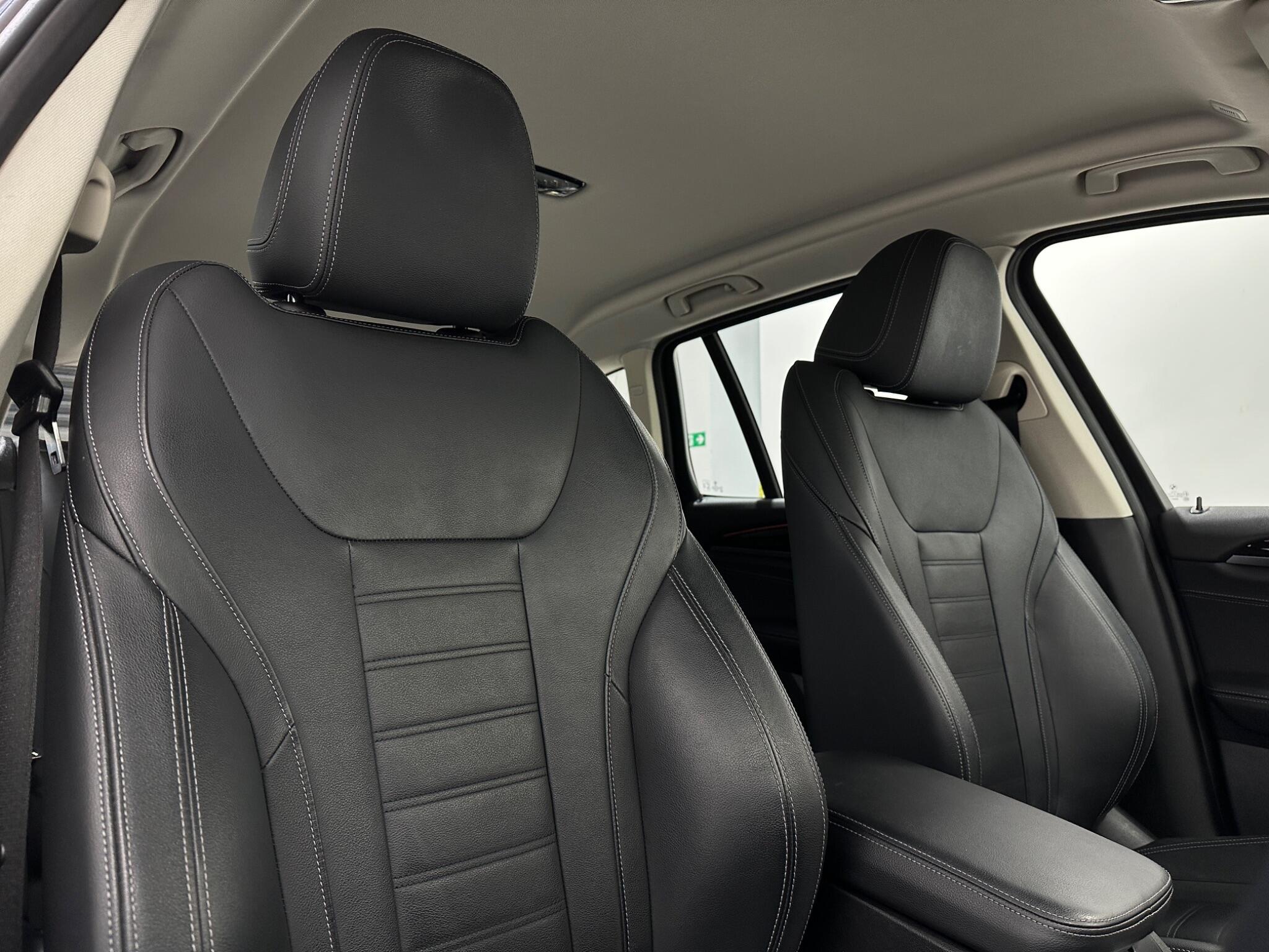 BMW X3 view 34