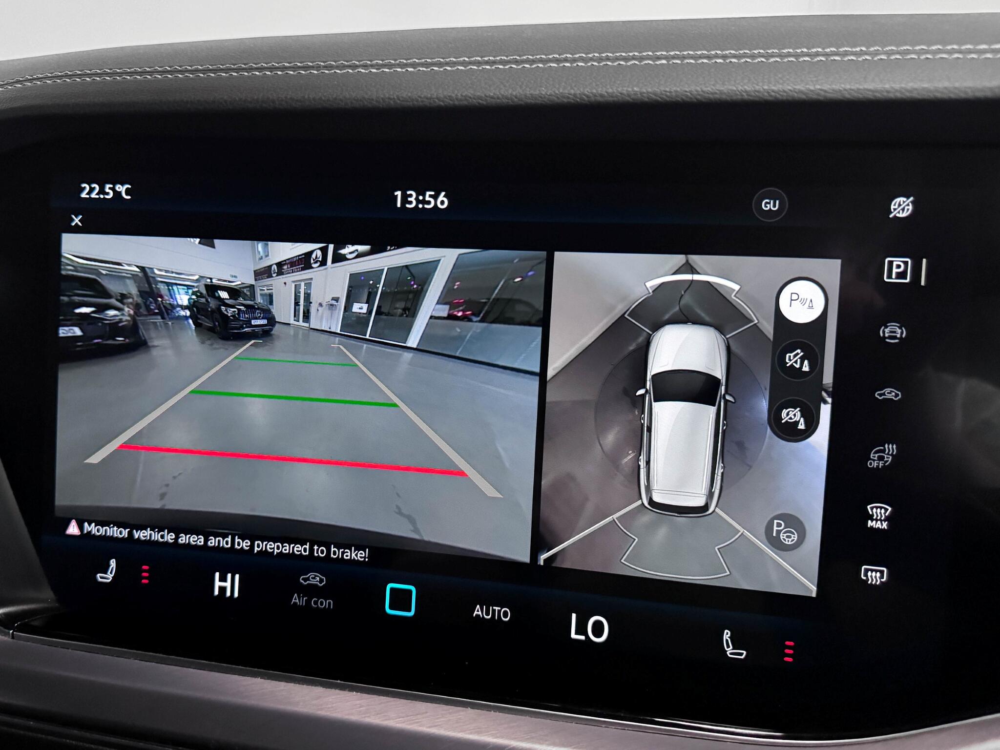 Volkswagen Touareg view 41
