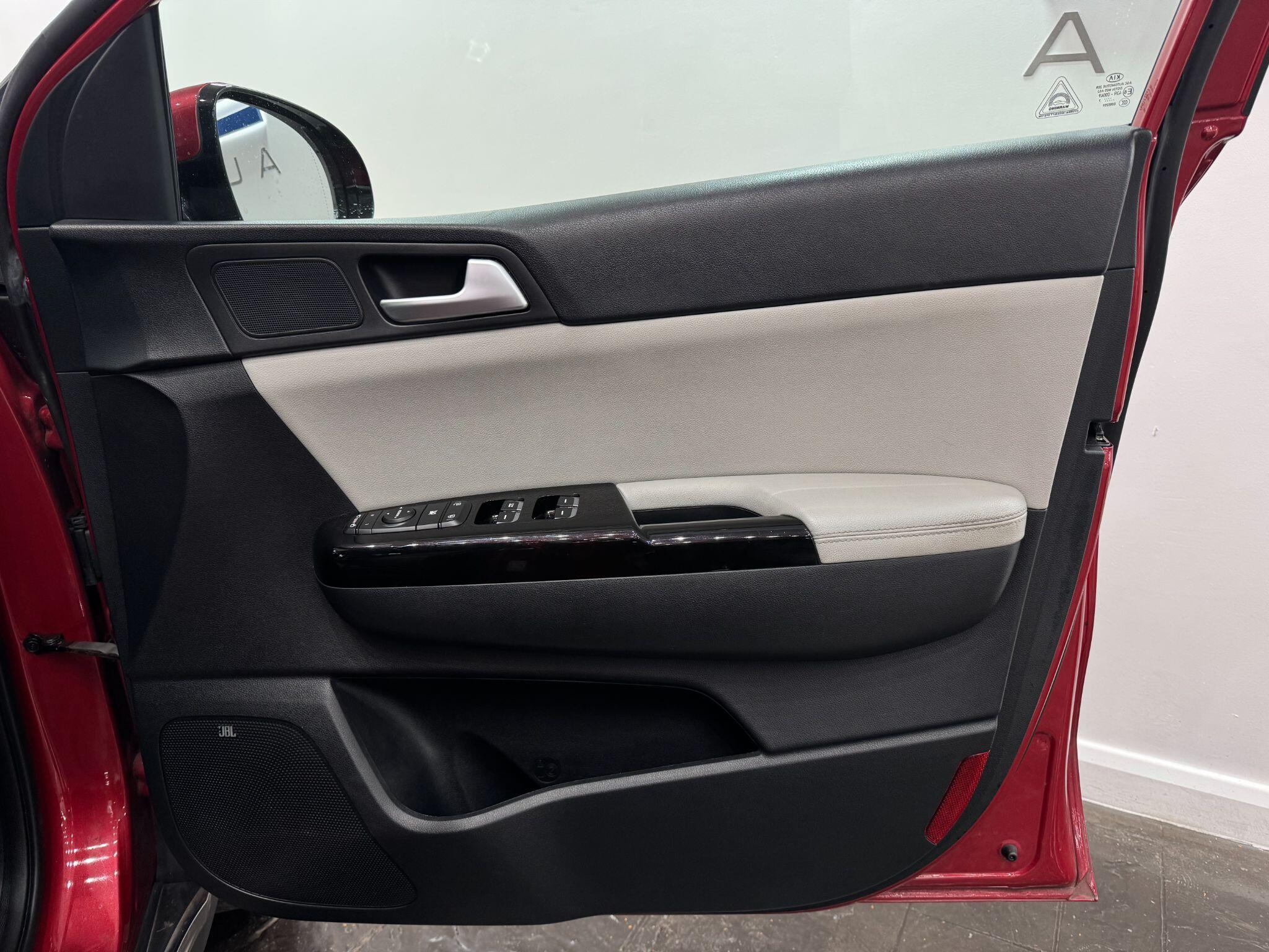 Kia Sportage view 28