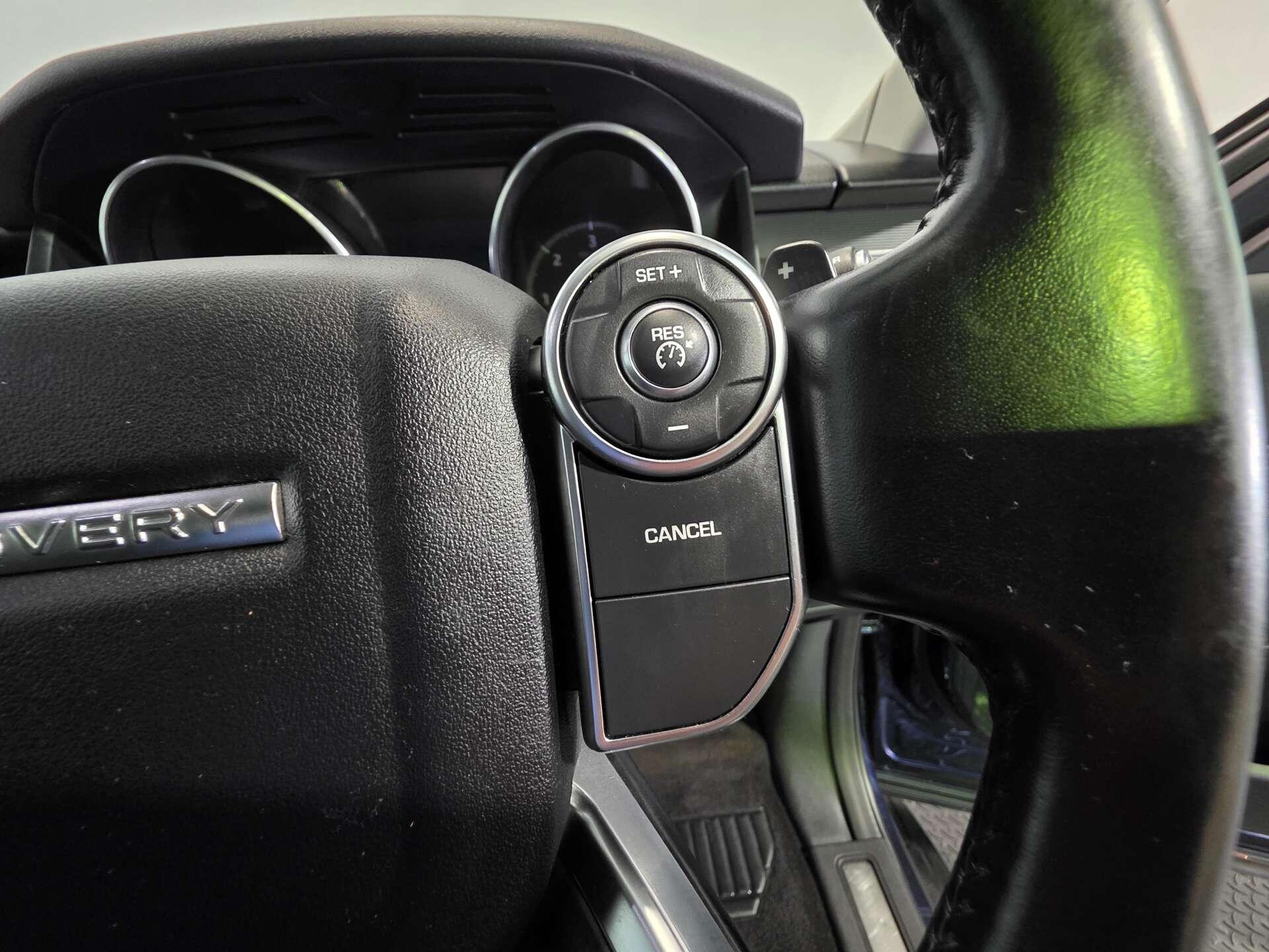 Land Rover Discovery view 44