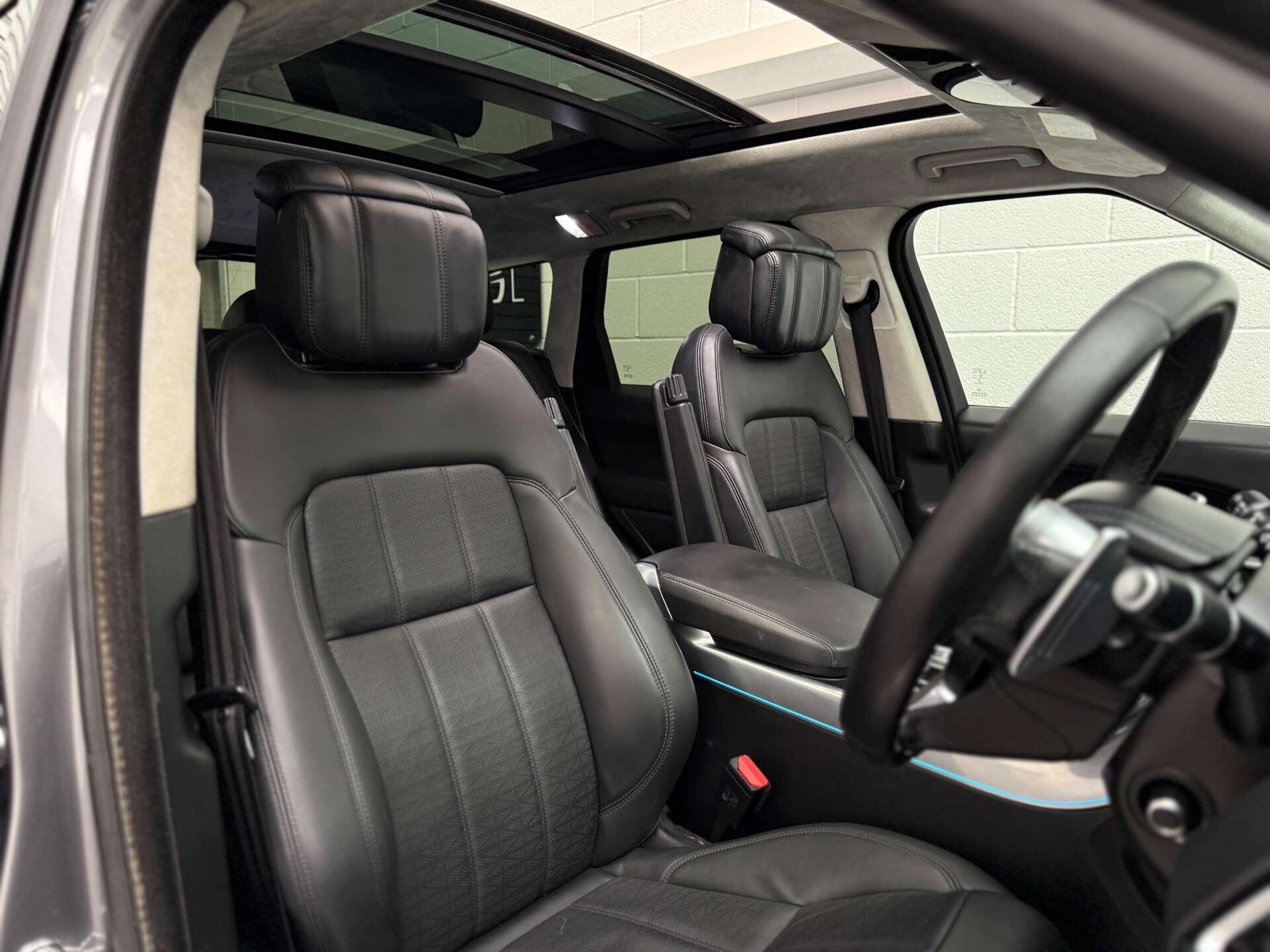 Land Rover Range Rover Sport view 14