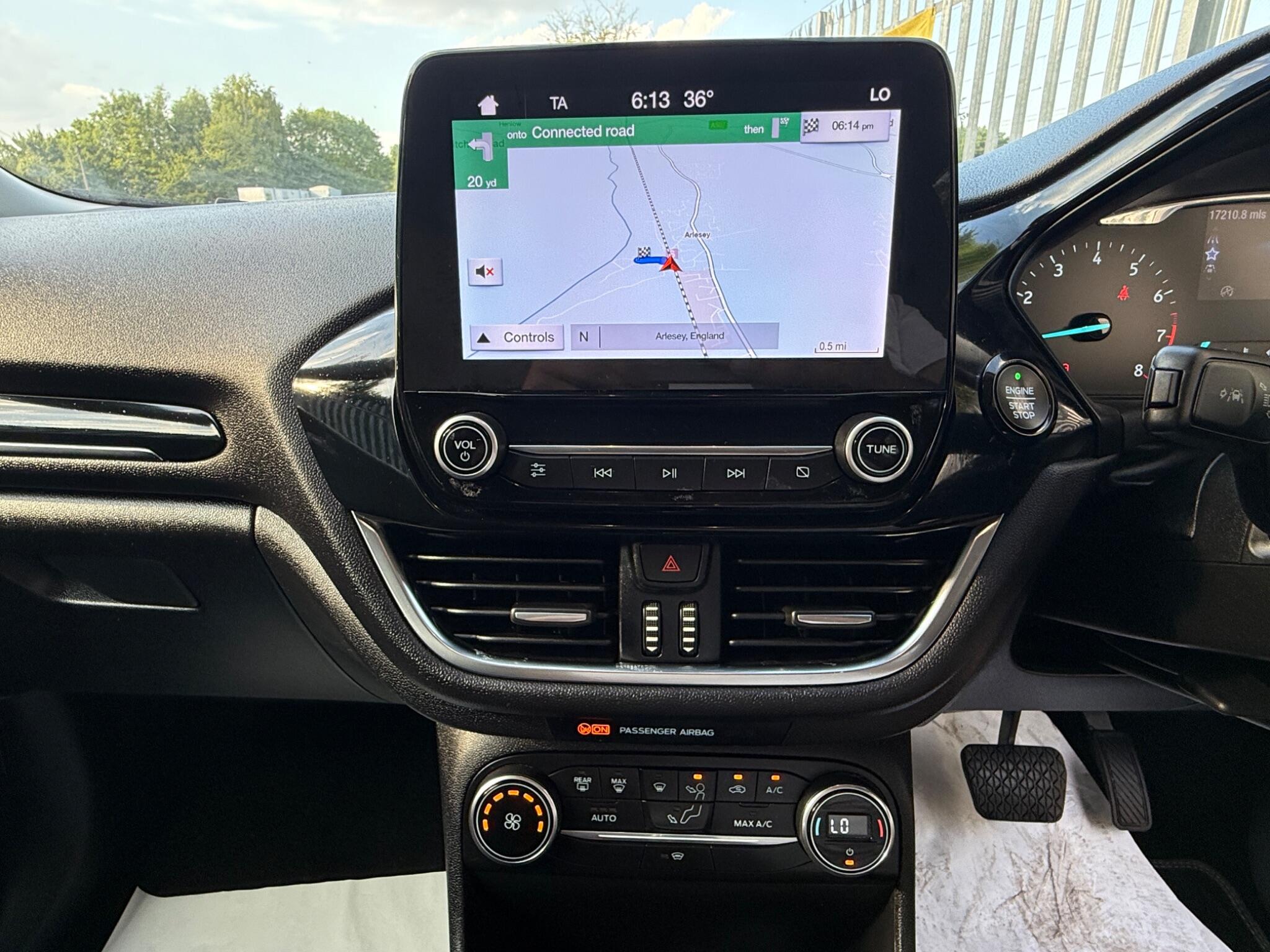 2019 Ford Fiesta image 34