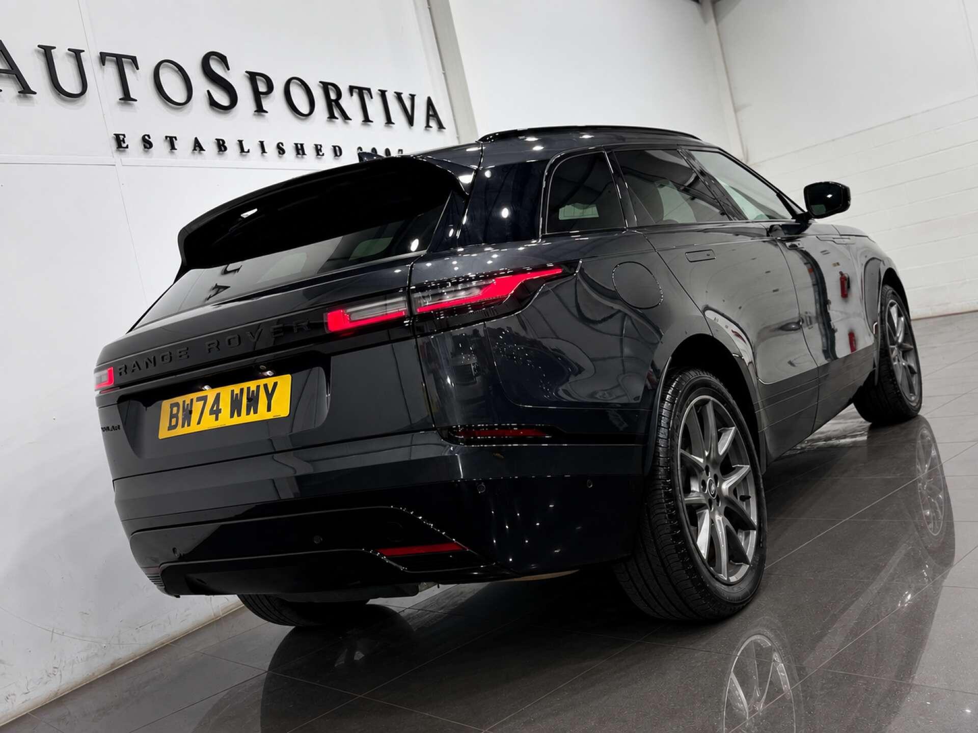 Land Rover Range Rover Velar view 25