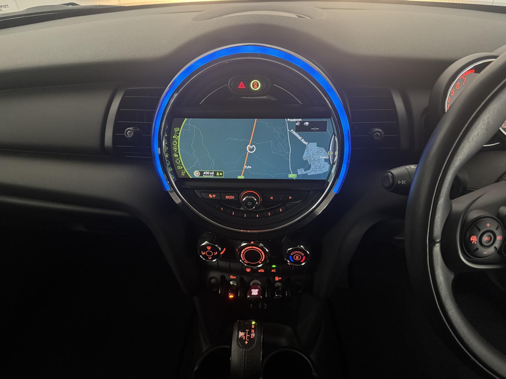 Mini Hatch view 66