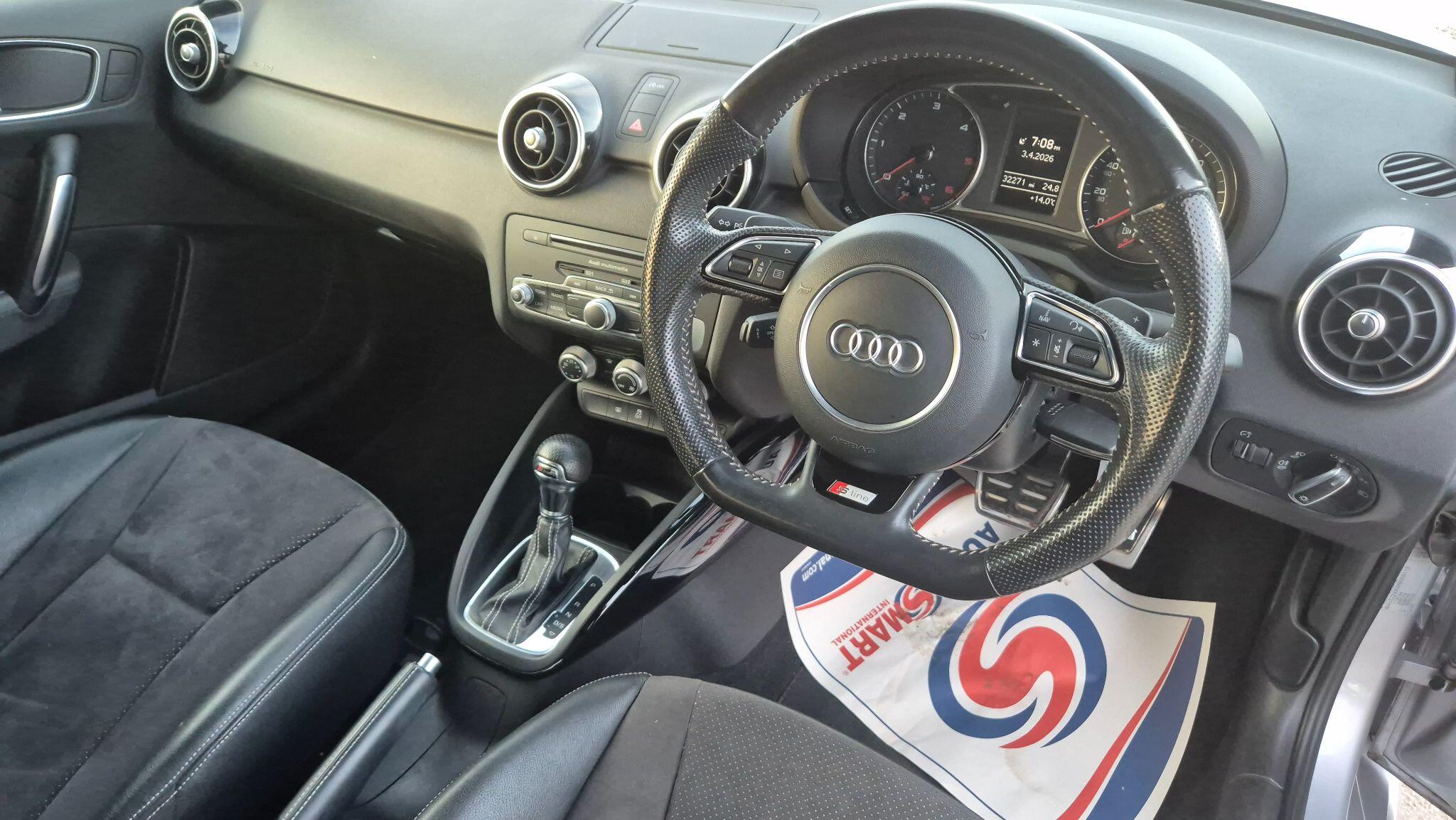 Audi A1 view 23