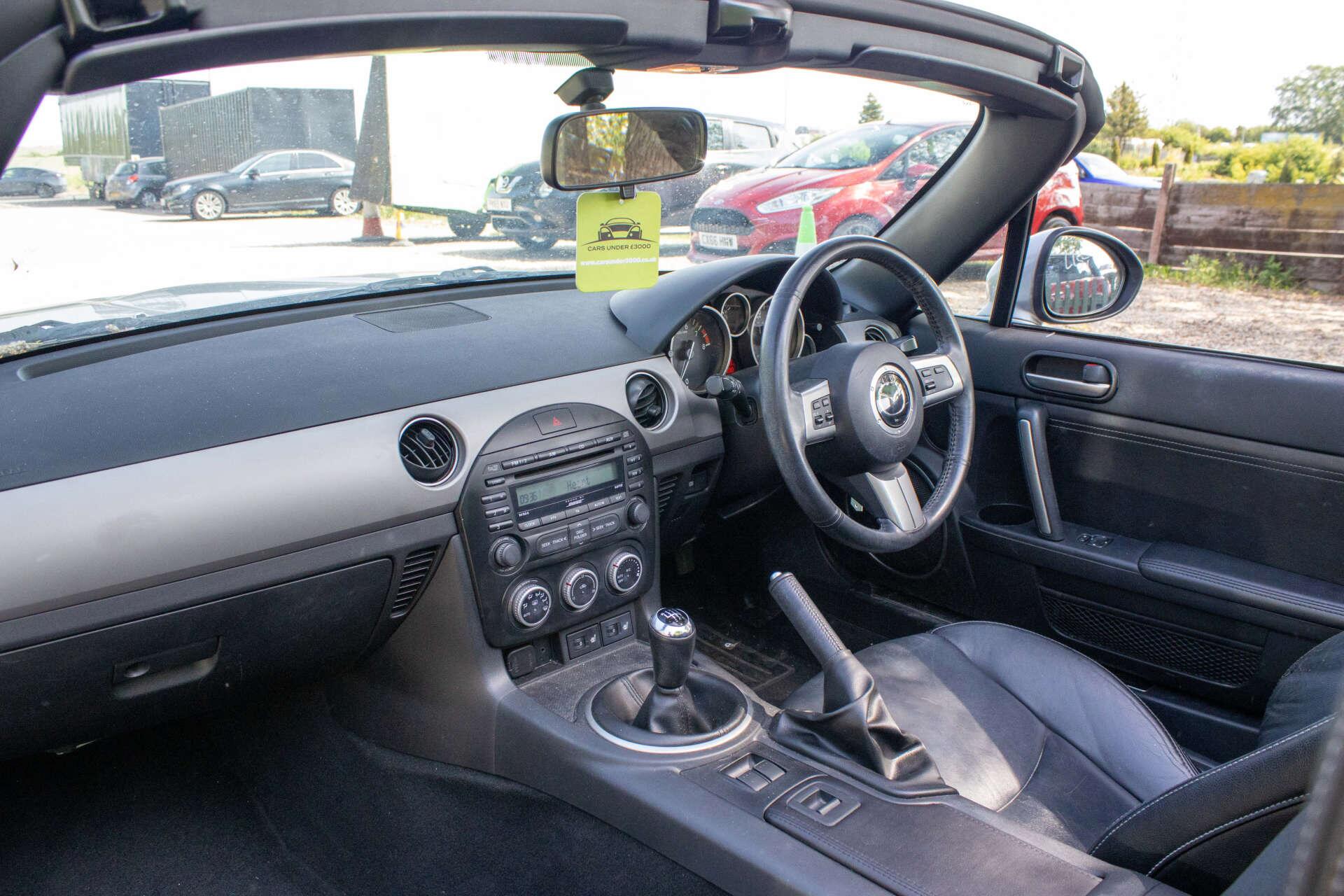 Mazda MX-5 view 9