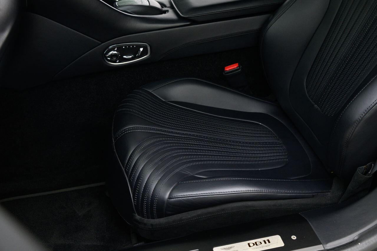 Aston Martin DB11 view 35